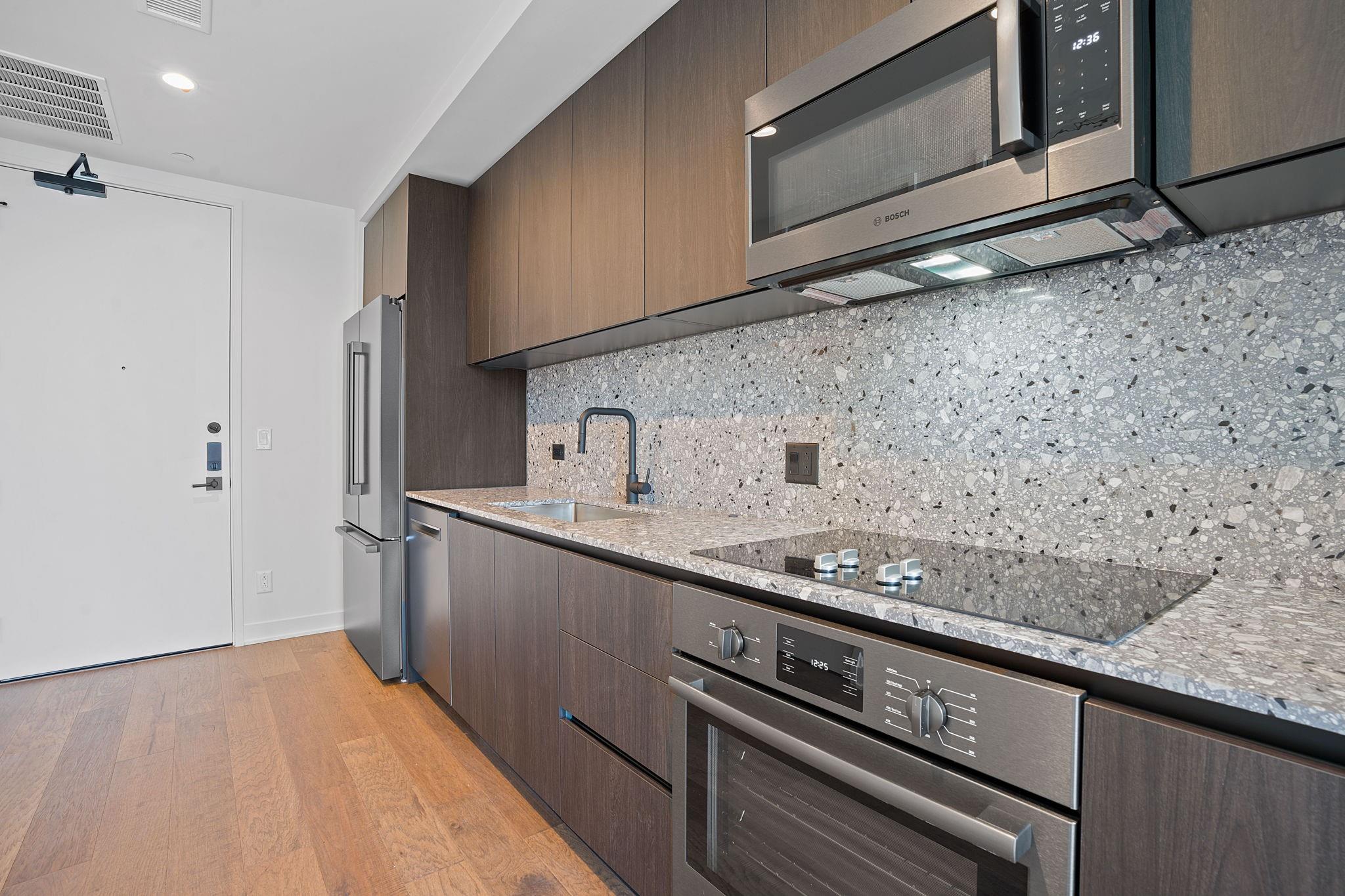 84 East Ave # 2708, Austin, TX 78701