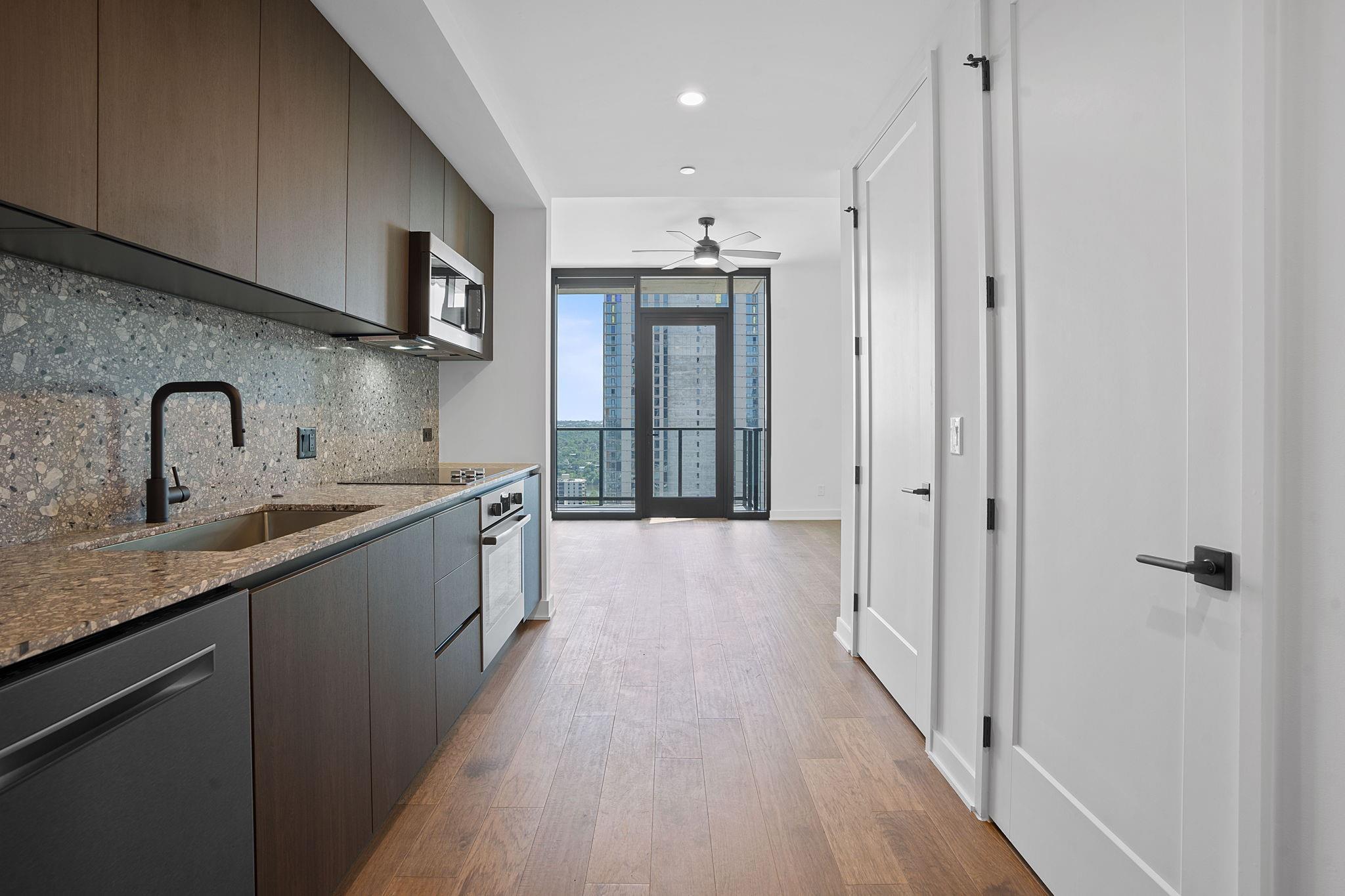 84 East Ave # 2708, Austin, TX 78701