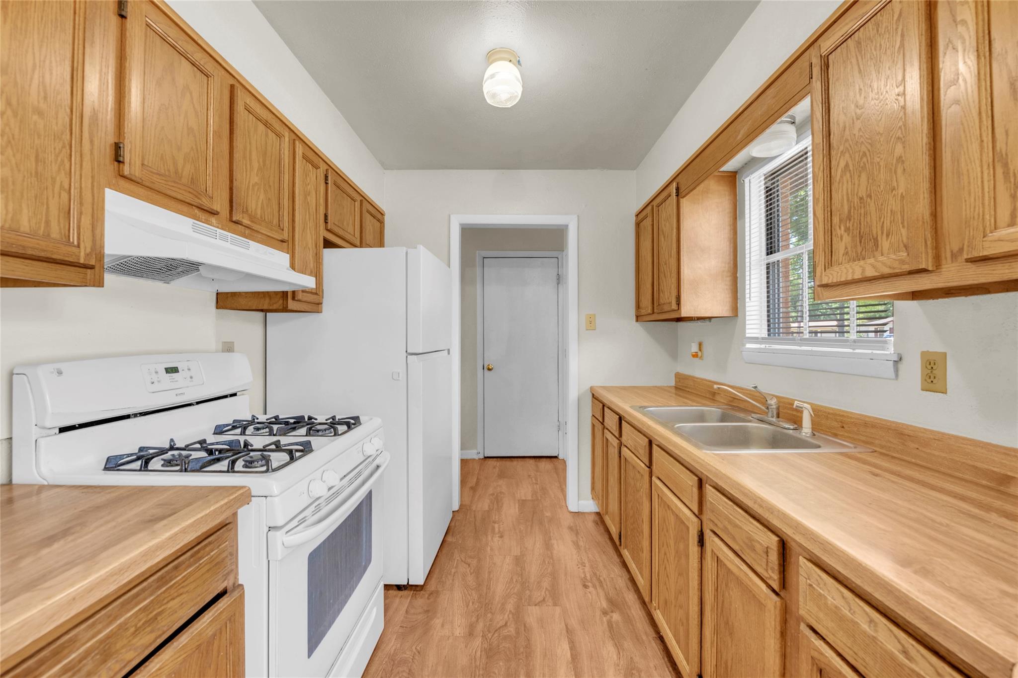 1210 Ridgemont Dr, Killeen, TX 76549