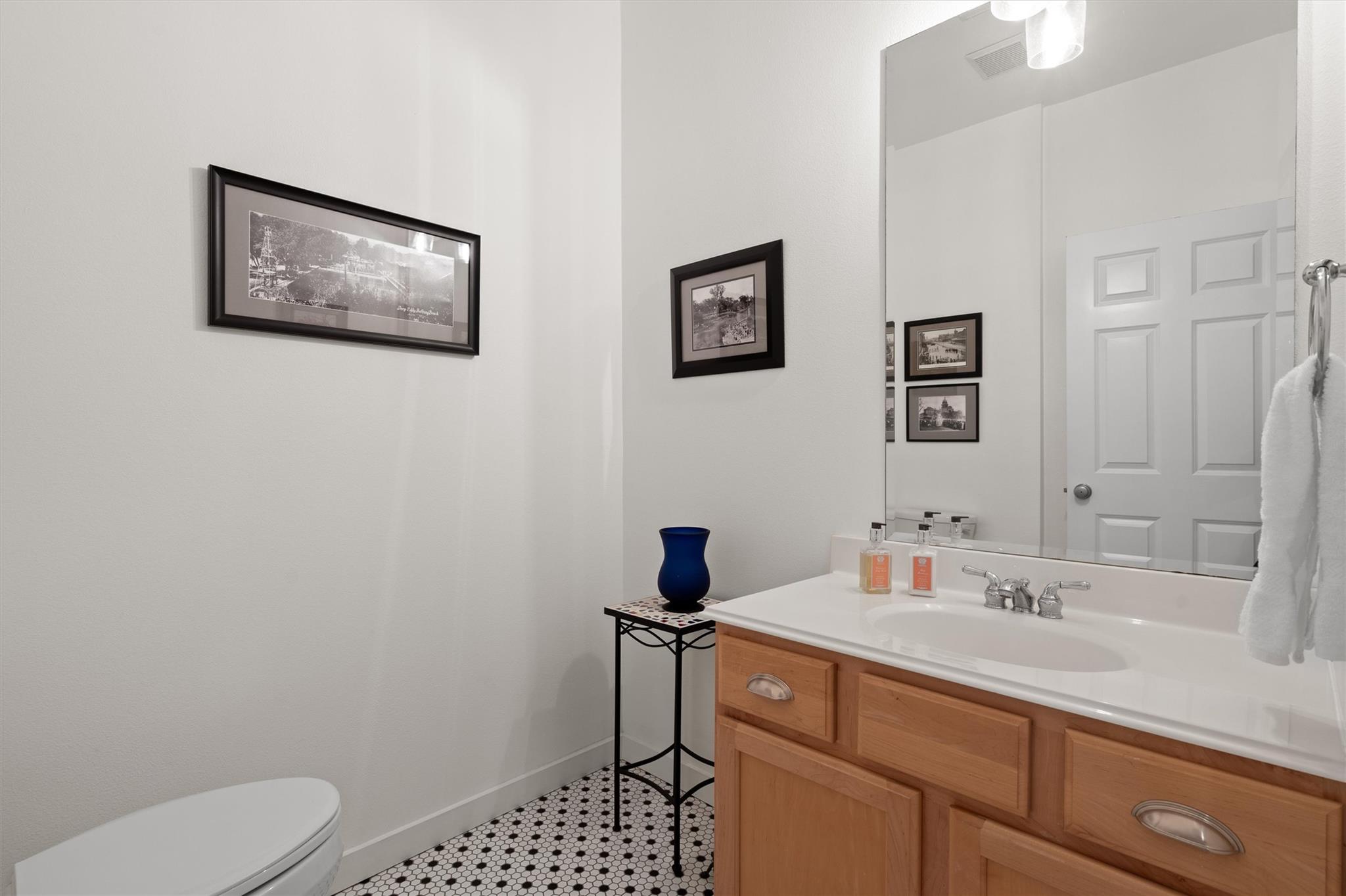 3610 S 2nd St, Austin, TX 78704