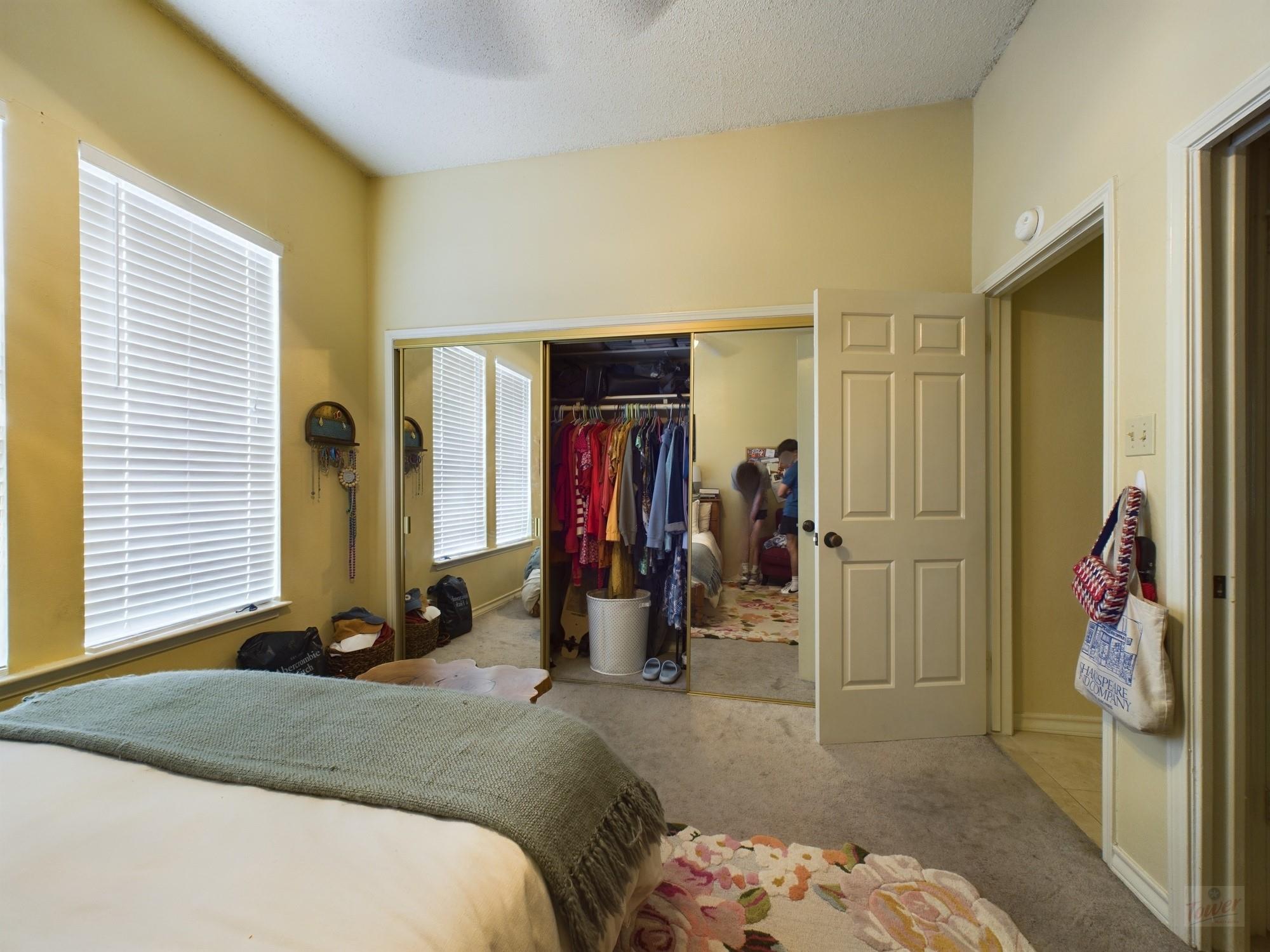 914 W 26th St # 303, Austin, TX 78705