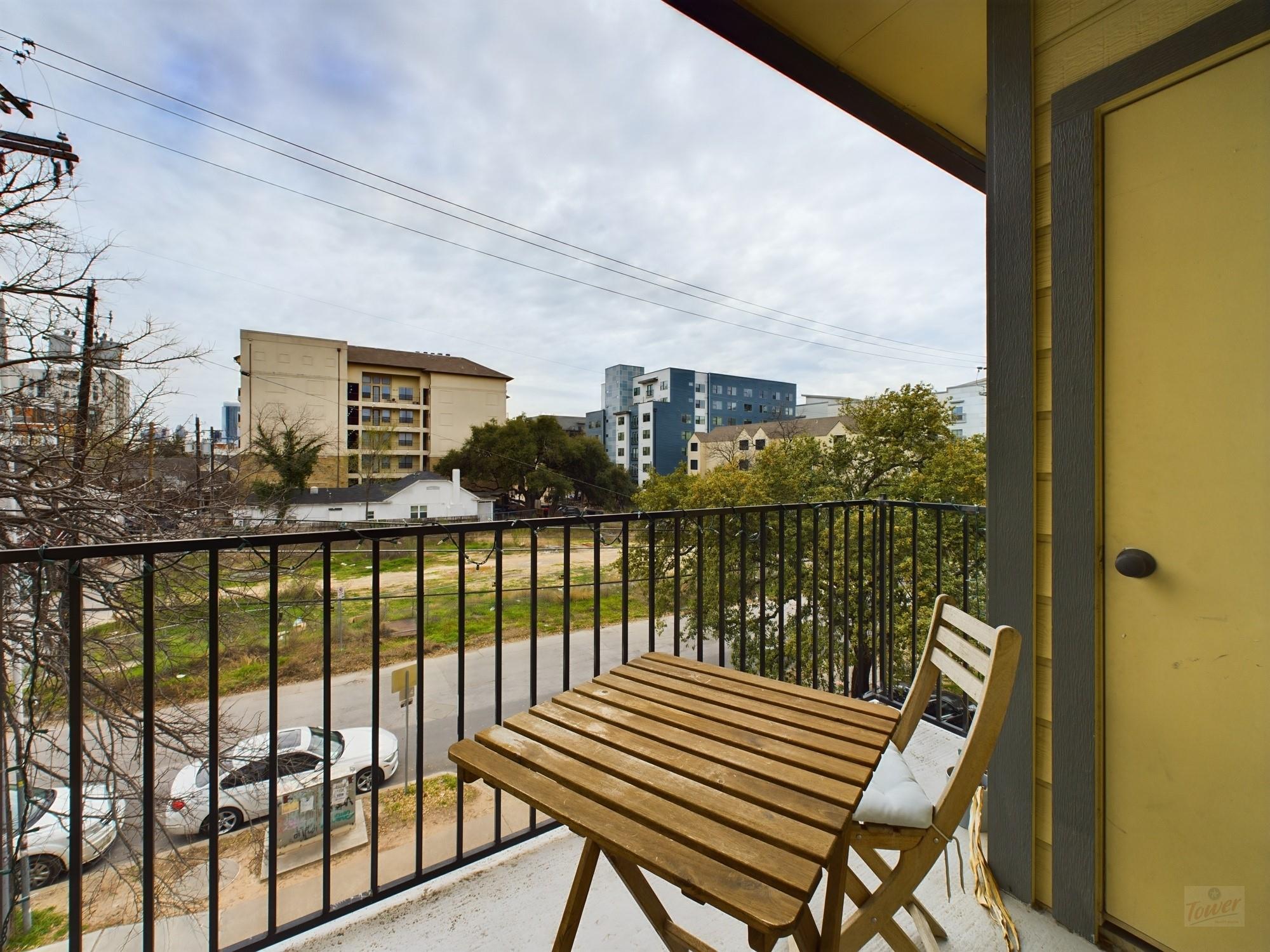914 W 26th St # 303, Austin, TX 78705