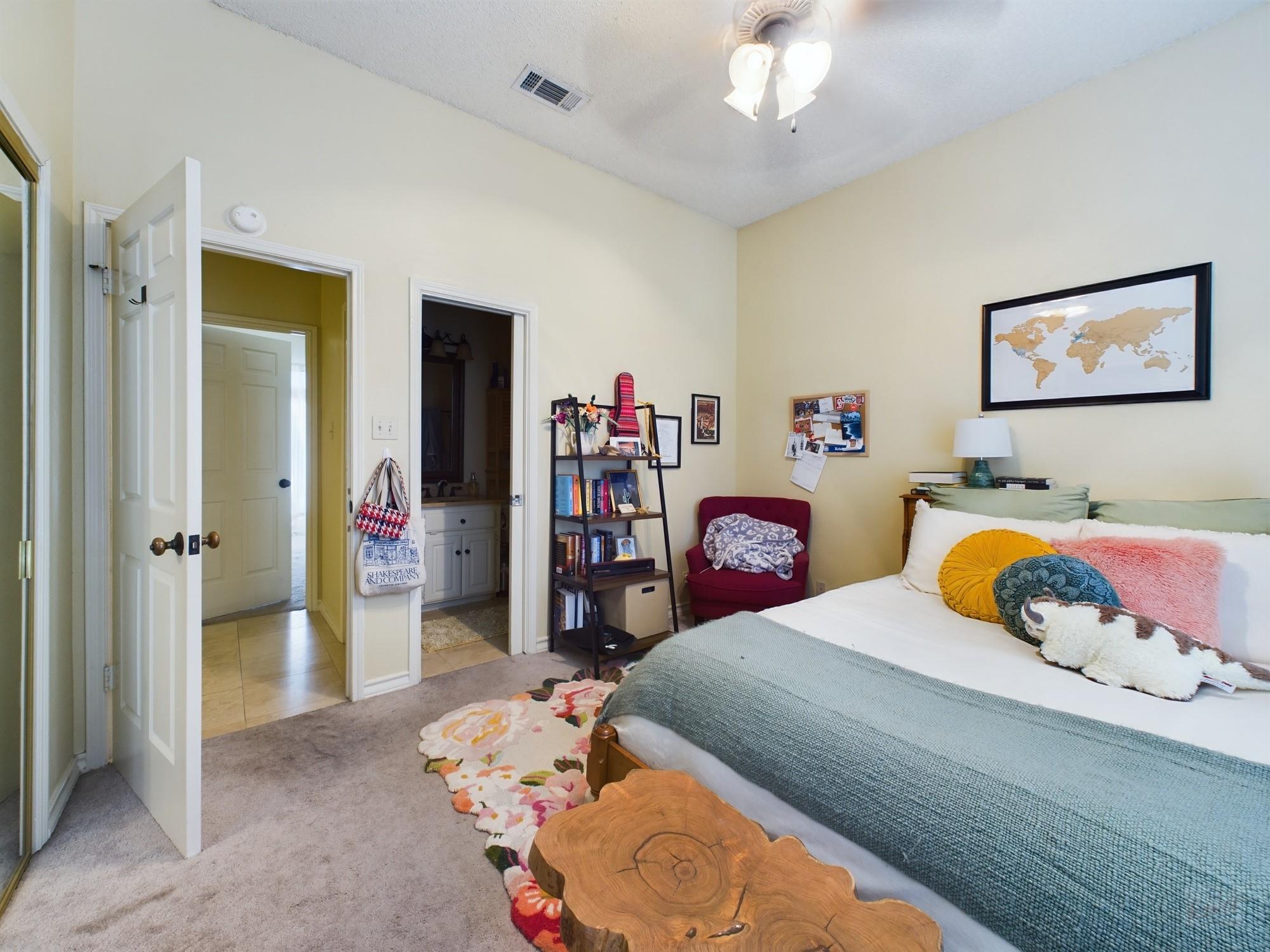 914 W 26th St # 303, Austin, TX 78705