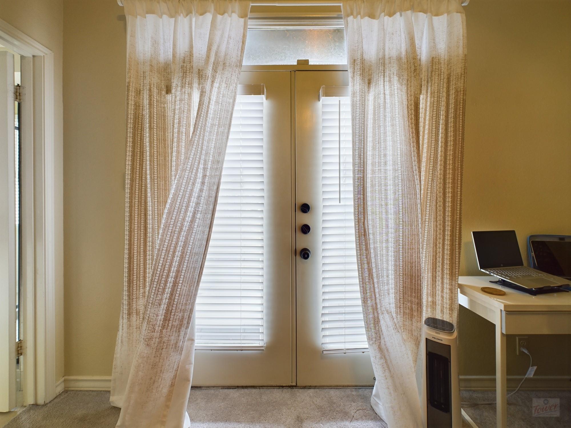 914 W 26th St # 303, Austin, TX 78705