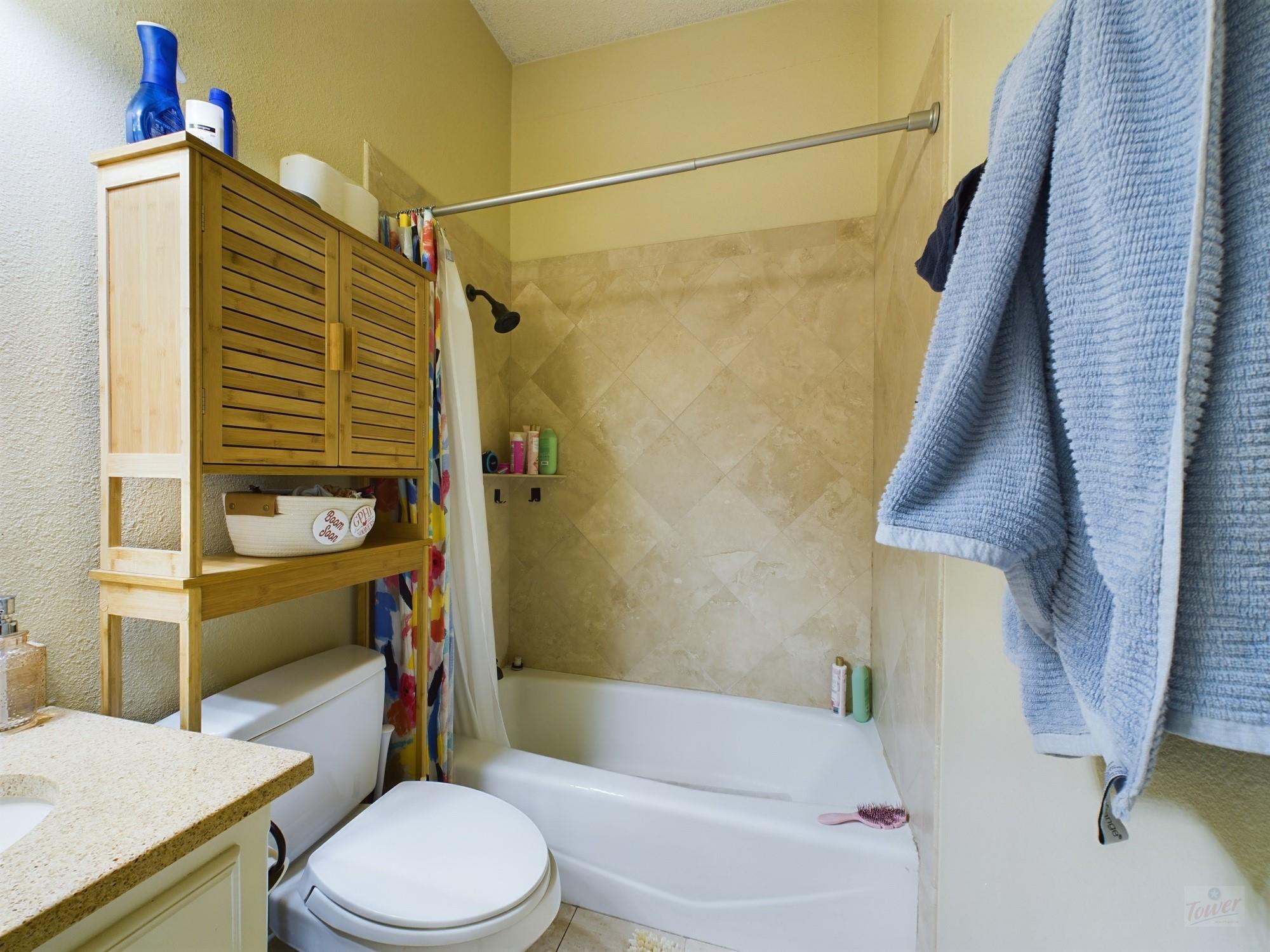 914 W 26th St # 303, Austin, TX 78705