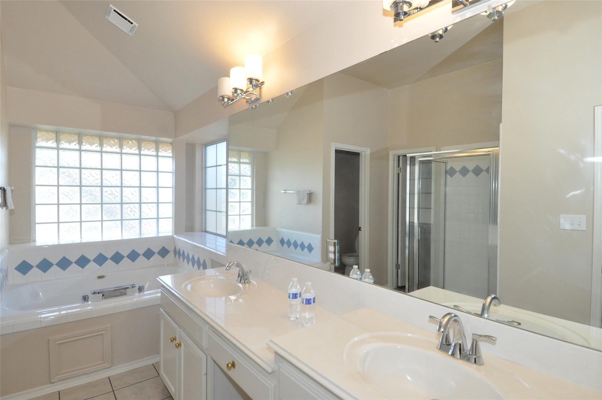 13304 Bosswood Dr, Austin, TX 78727