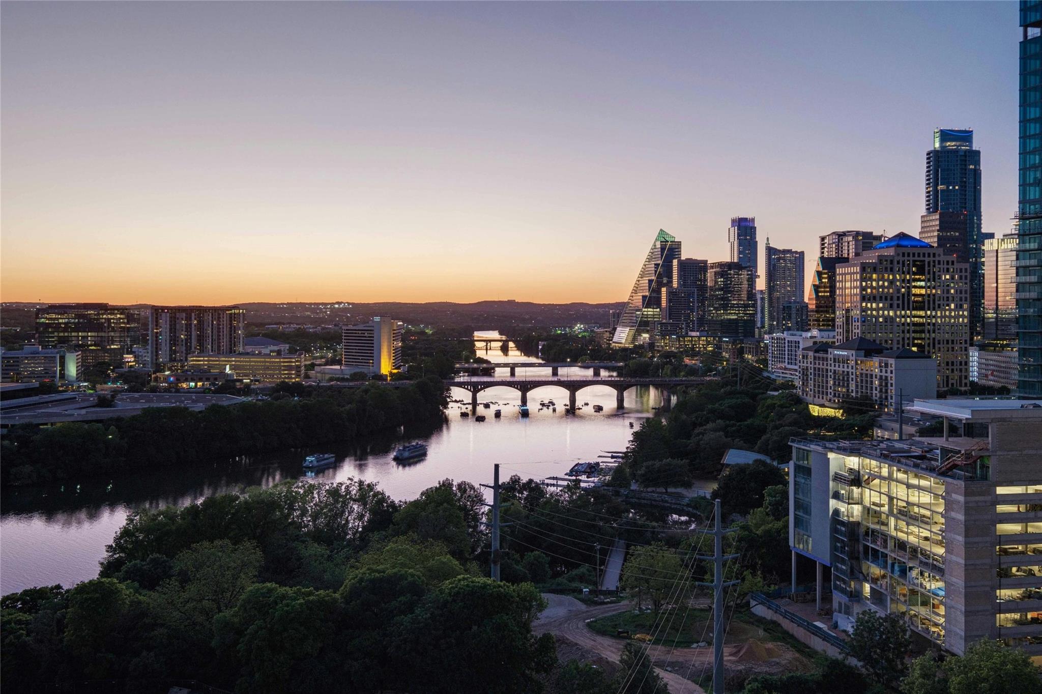 70 Rainey St # 1506, Austin, TX 78701