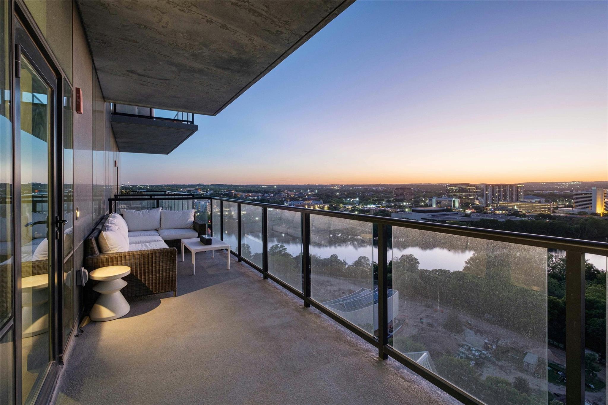 70 Rainey St # 1506, Austin, TX 78701