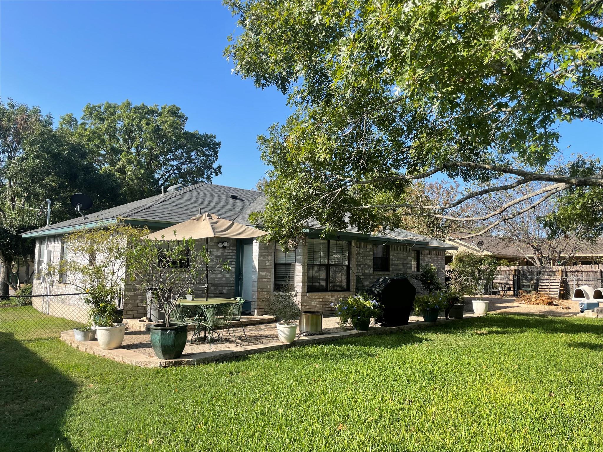 1113 Hackberry Dr, Marble Falls, TX 78654