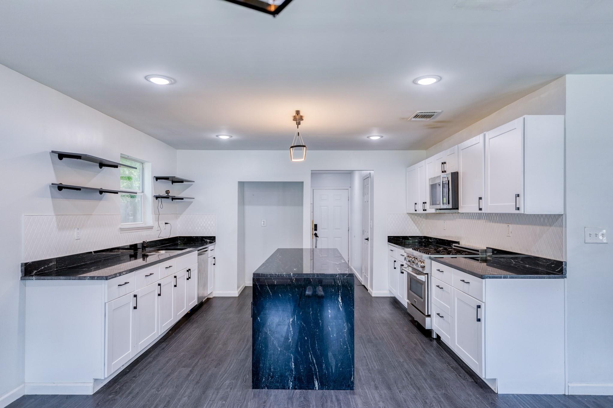 6202 Carnation Ter, Austin, TX 78741