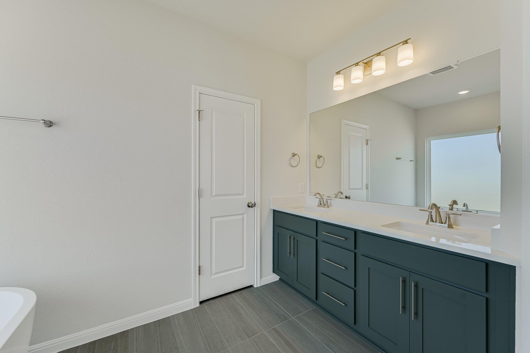 8511 Dongan Dr, Austin, TX 78744