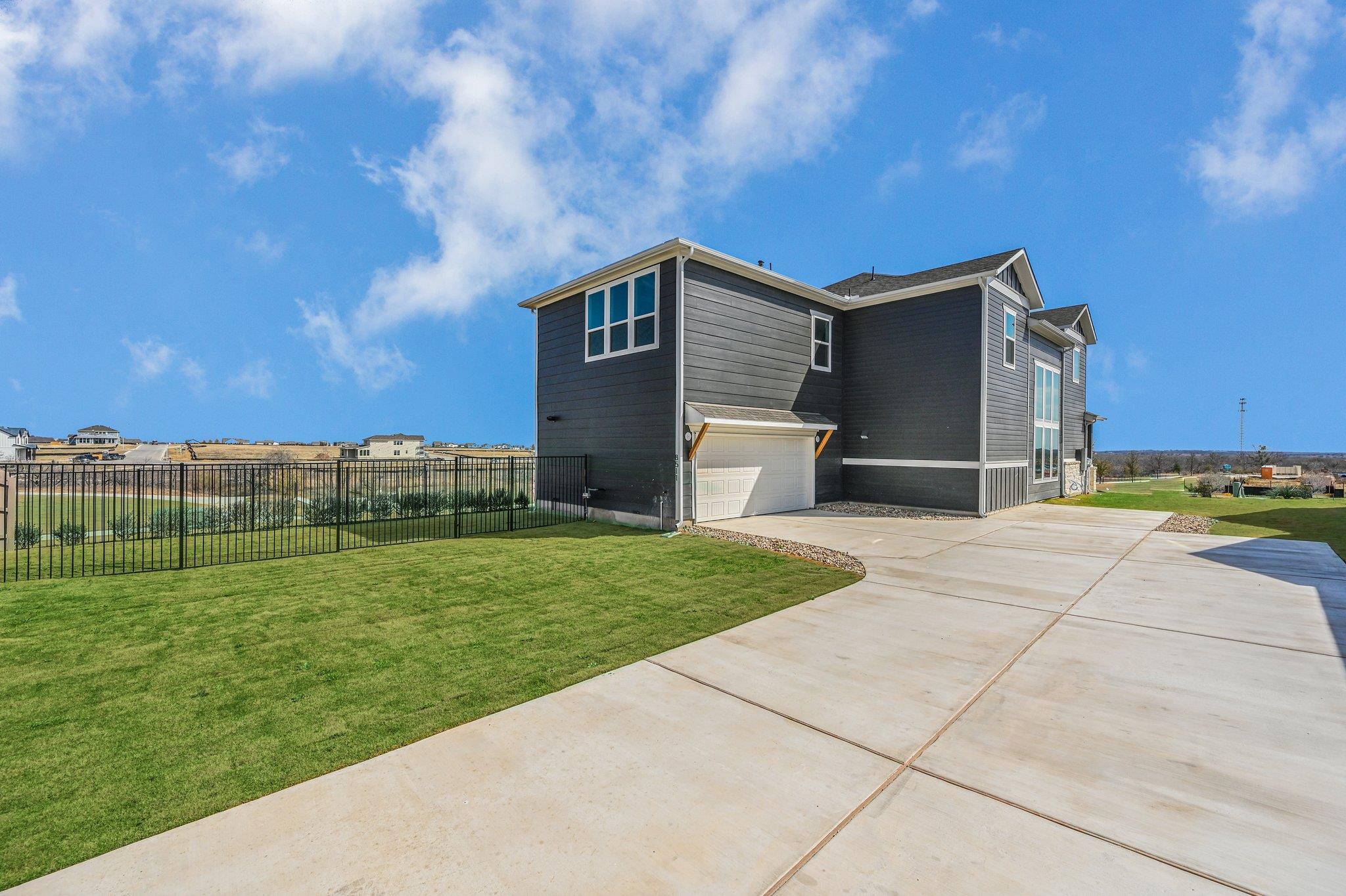 8511 Dongan Dr, Austin, TX 78744