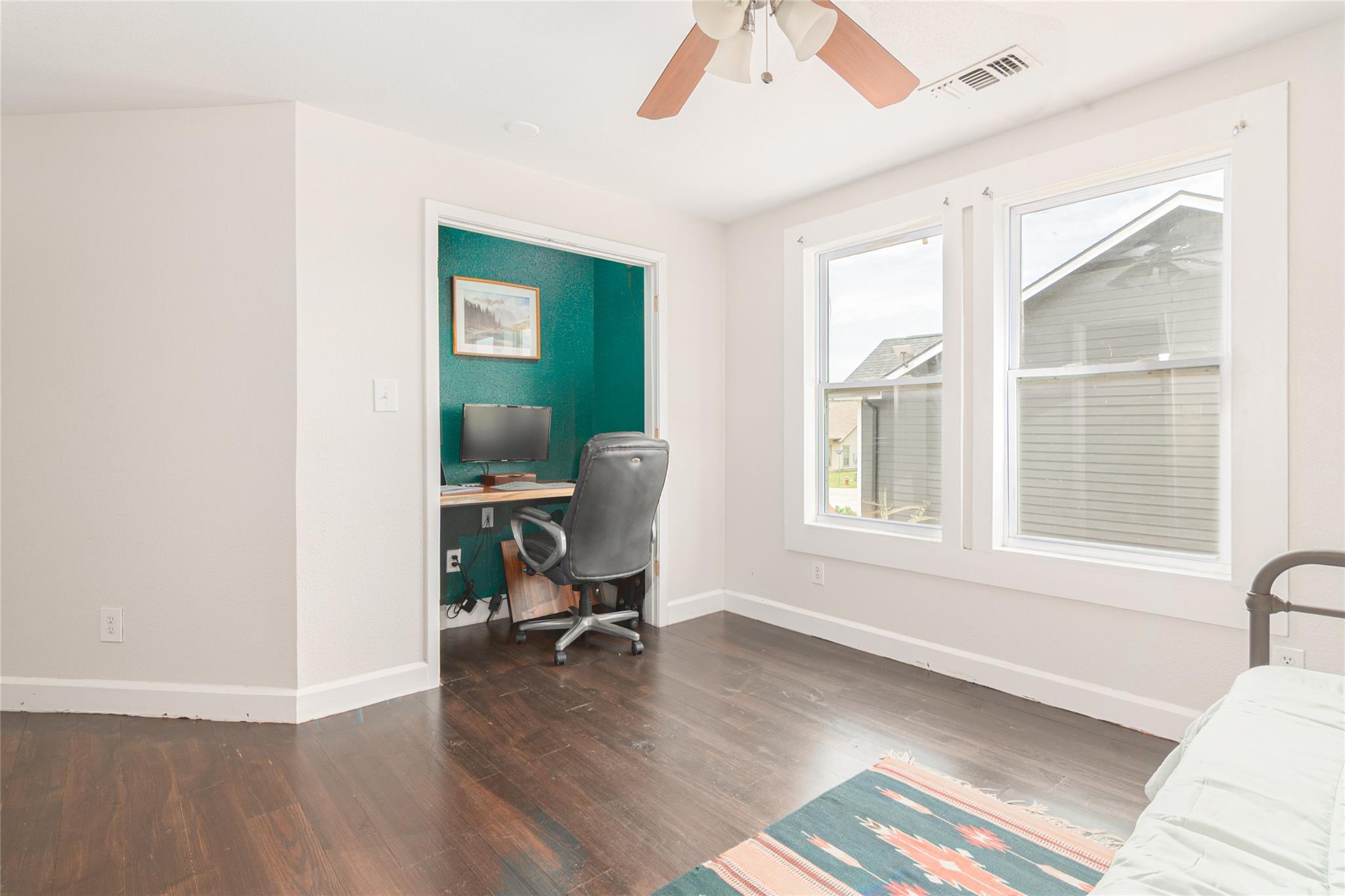 204 Prim Rose St, Blanco, TX 78606