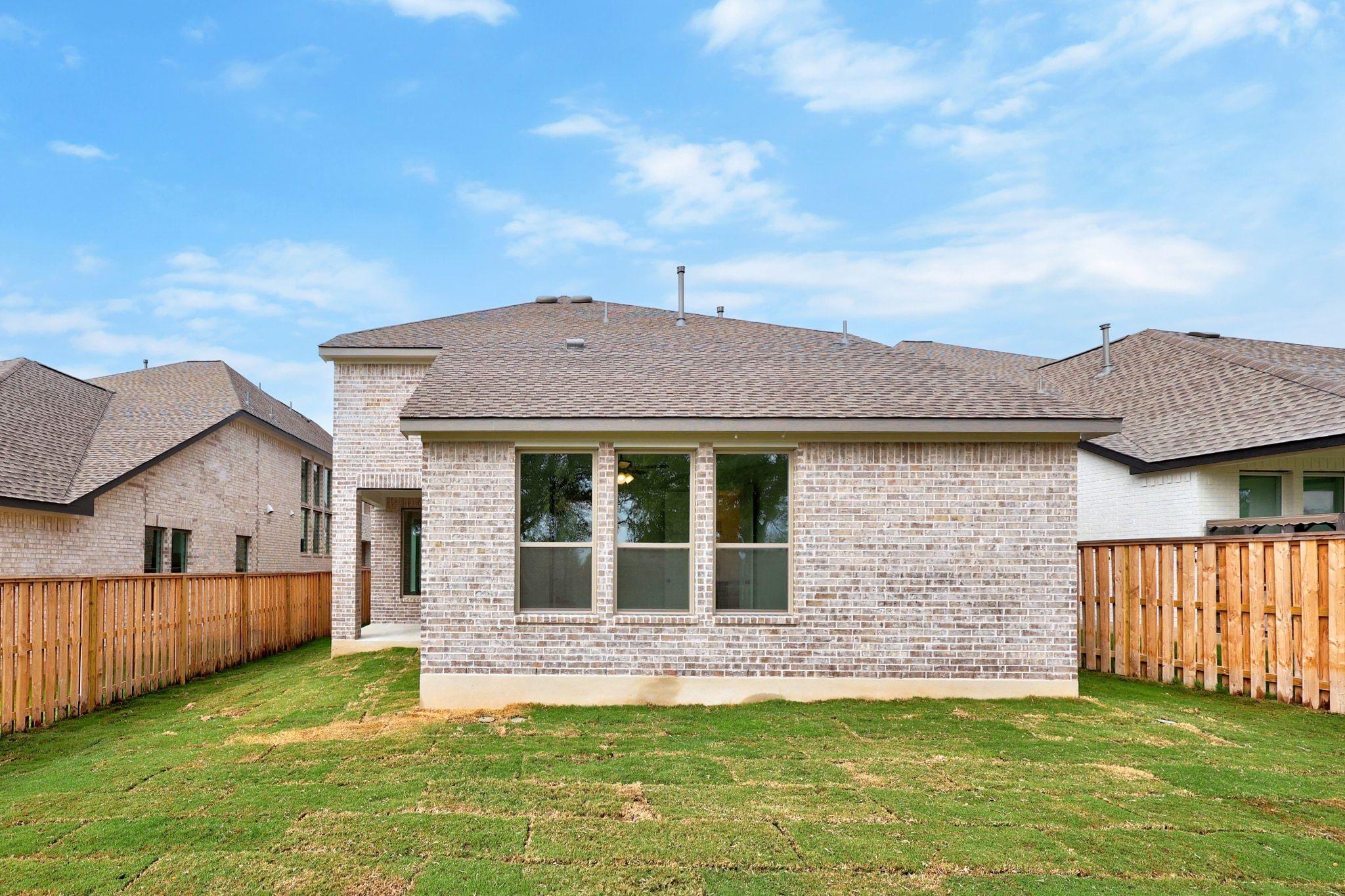 124 Emerald Grove Dr, Georgetown, TX 78633