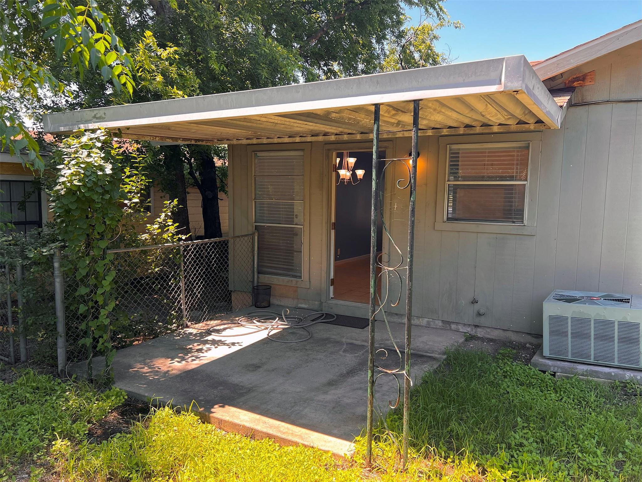 3503 Southridge Dr # B, Austin, TX 78704