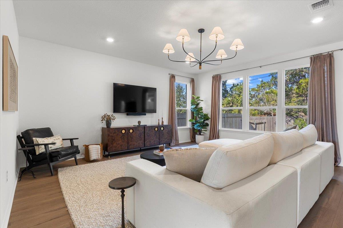 7010 Harvest Trail Dr, Austin, TX 78736