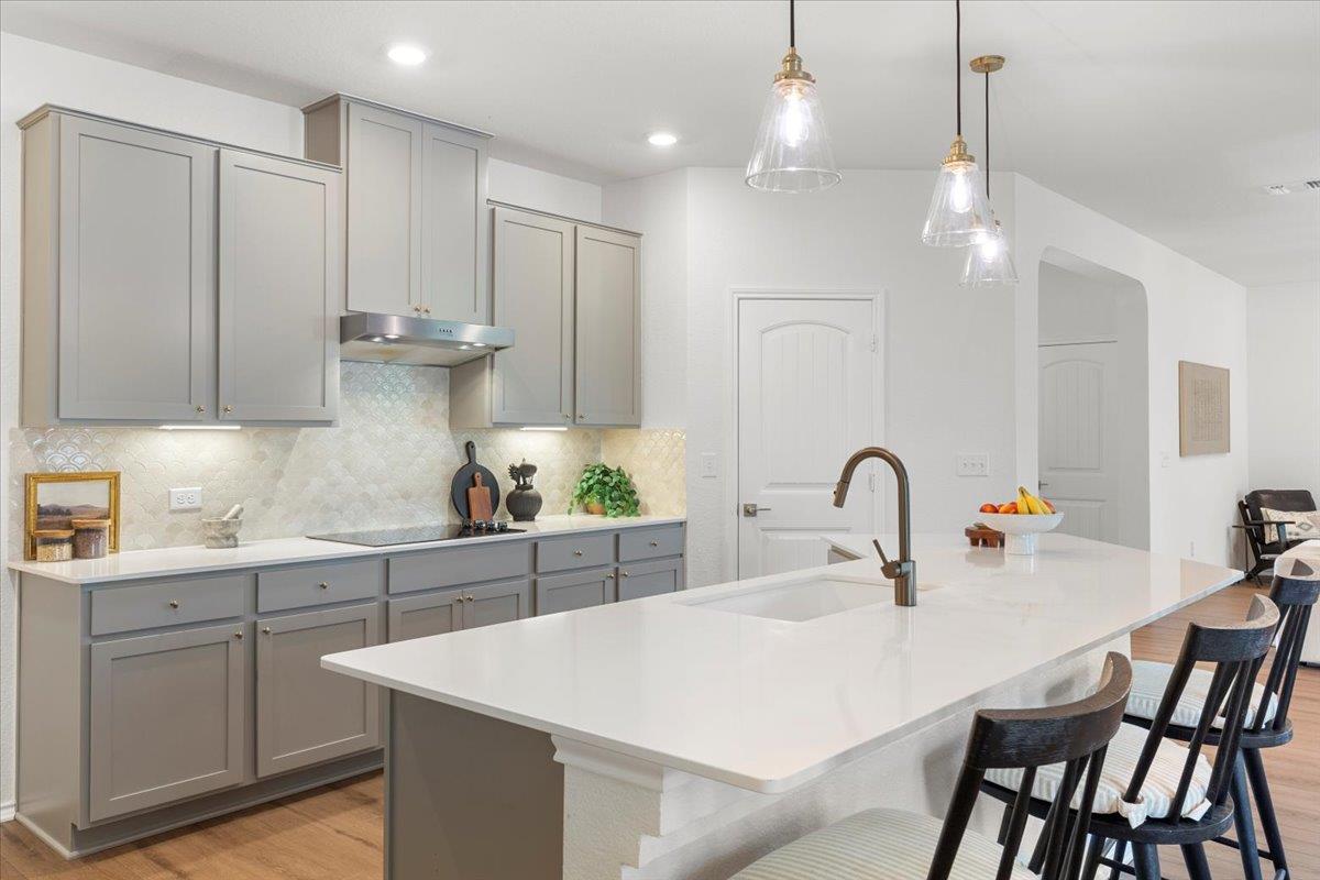 7010 Harvest Trail Dr, Austin, TX 78736