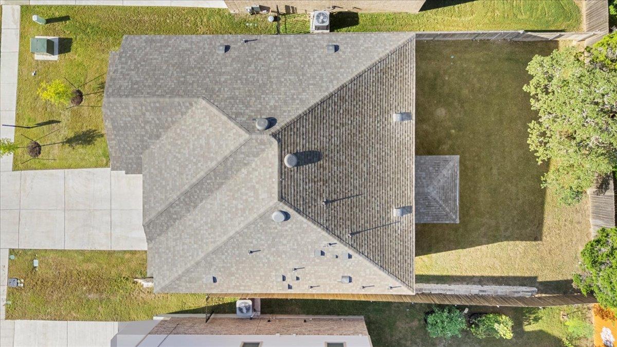 7010 Harvest Trail Dr, Austin, TX 78736