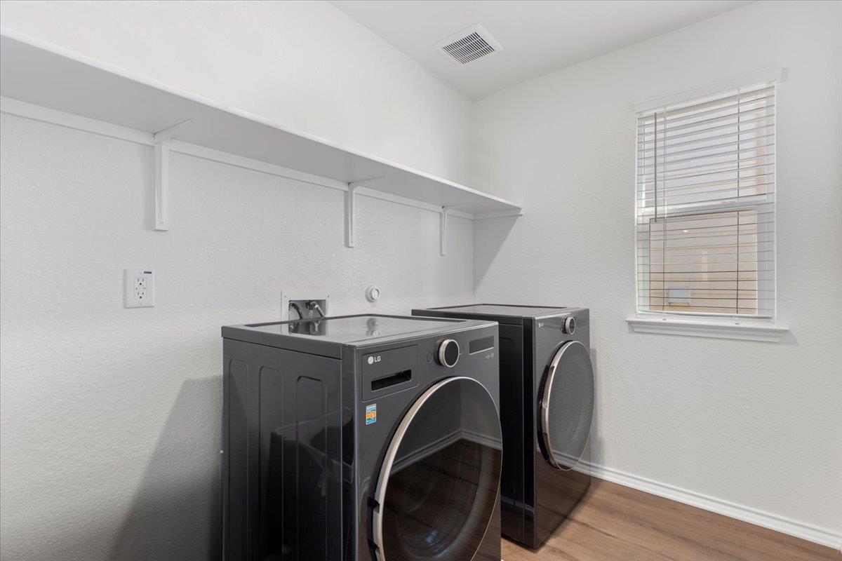 7010 Harvest Trail Dr, Austin, TX 78736