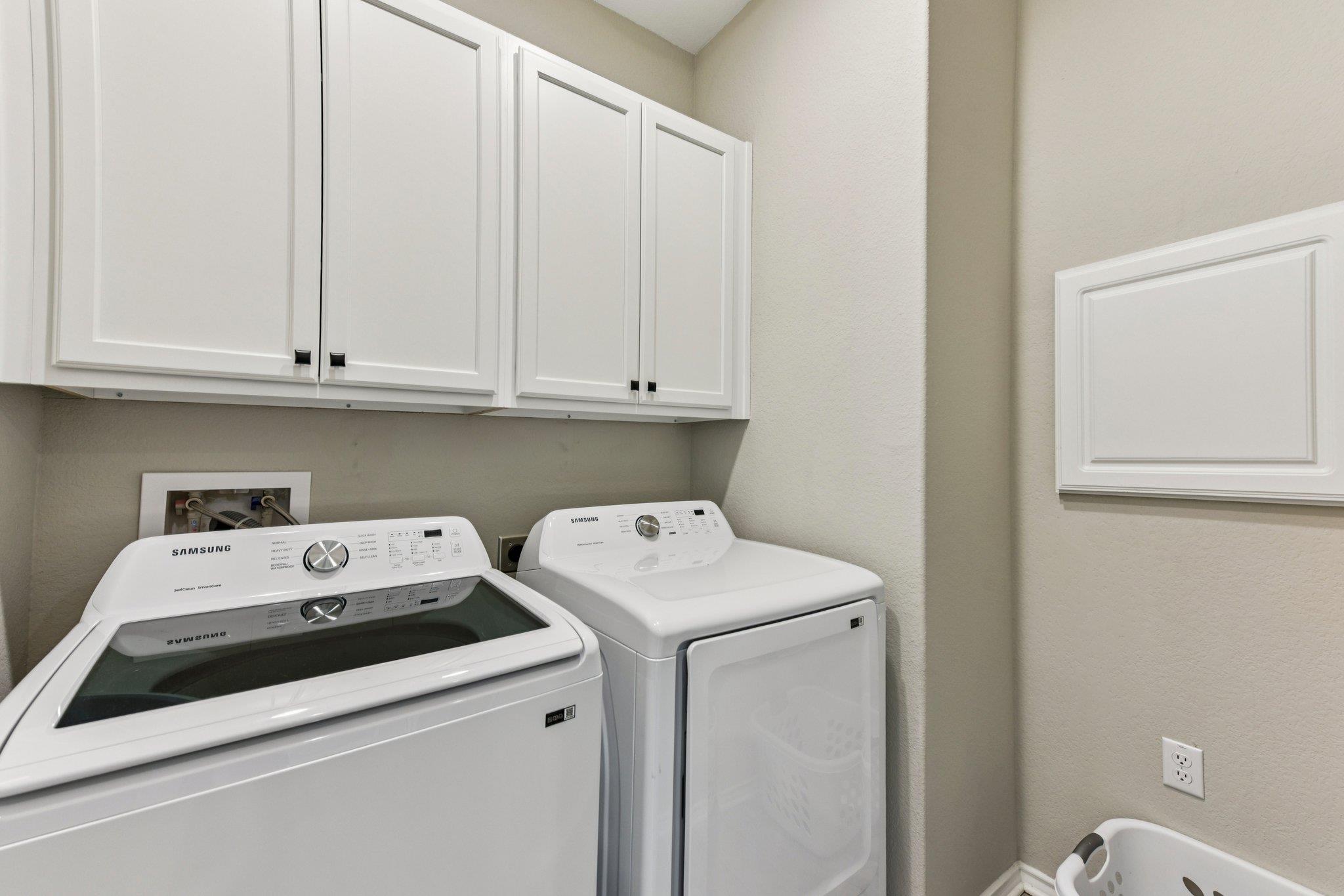 106 Kitty Hawk Rd, Georgetown, TX 78633