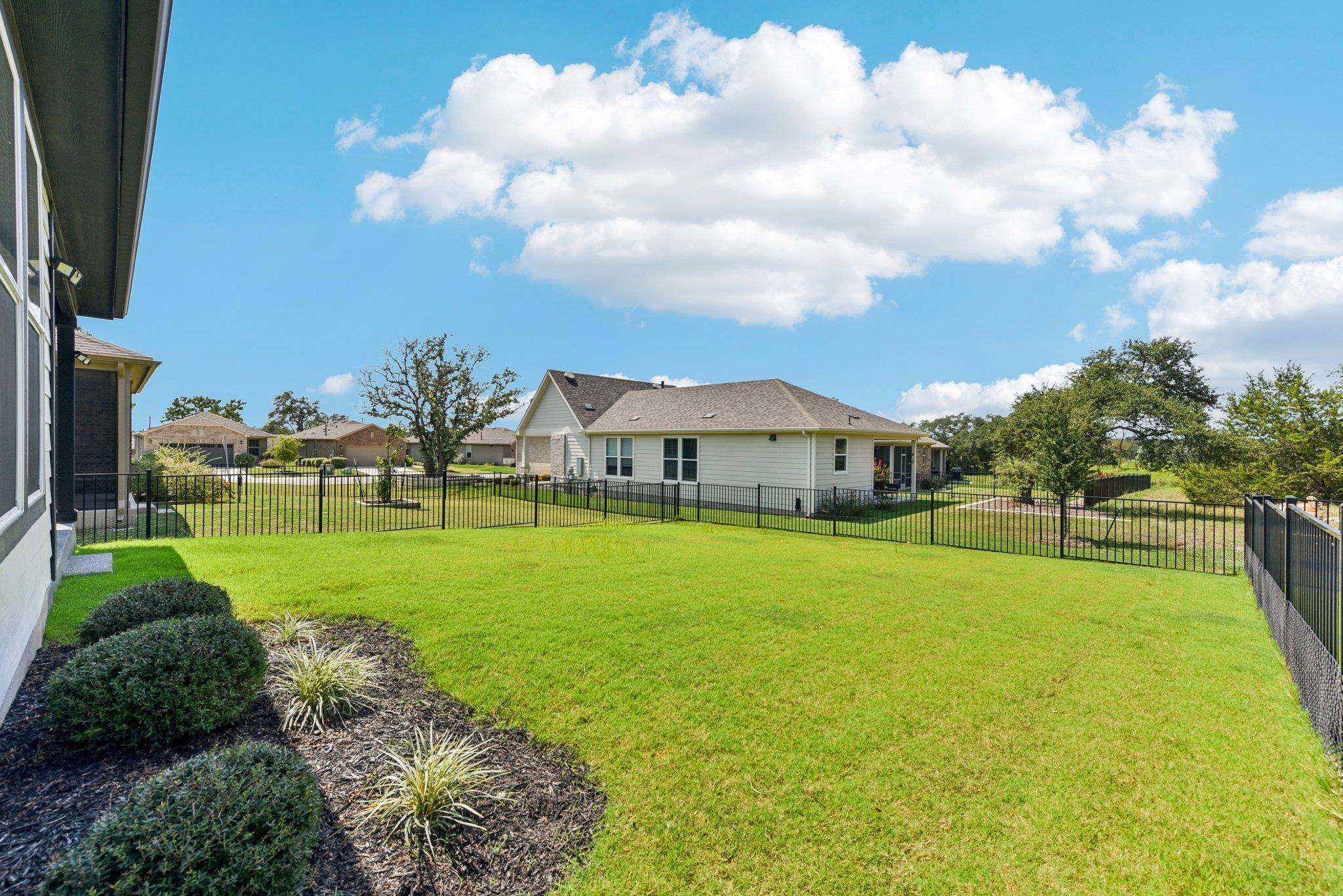 106 Kitty Hawk Rd, Georgetown, TX 78633