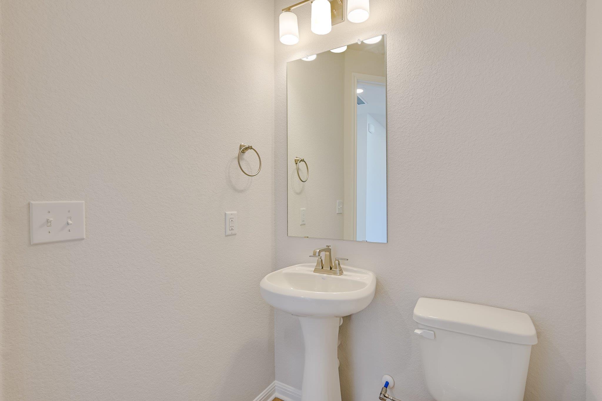 8513 Dongan Dr, Austin, TX 78744