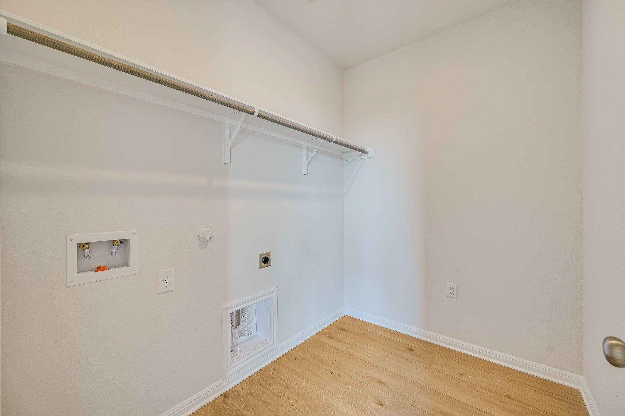 8513 Dongan Dr, Austin, TX 78744