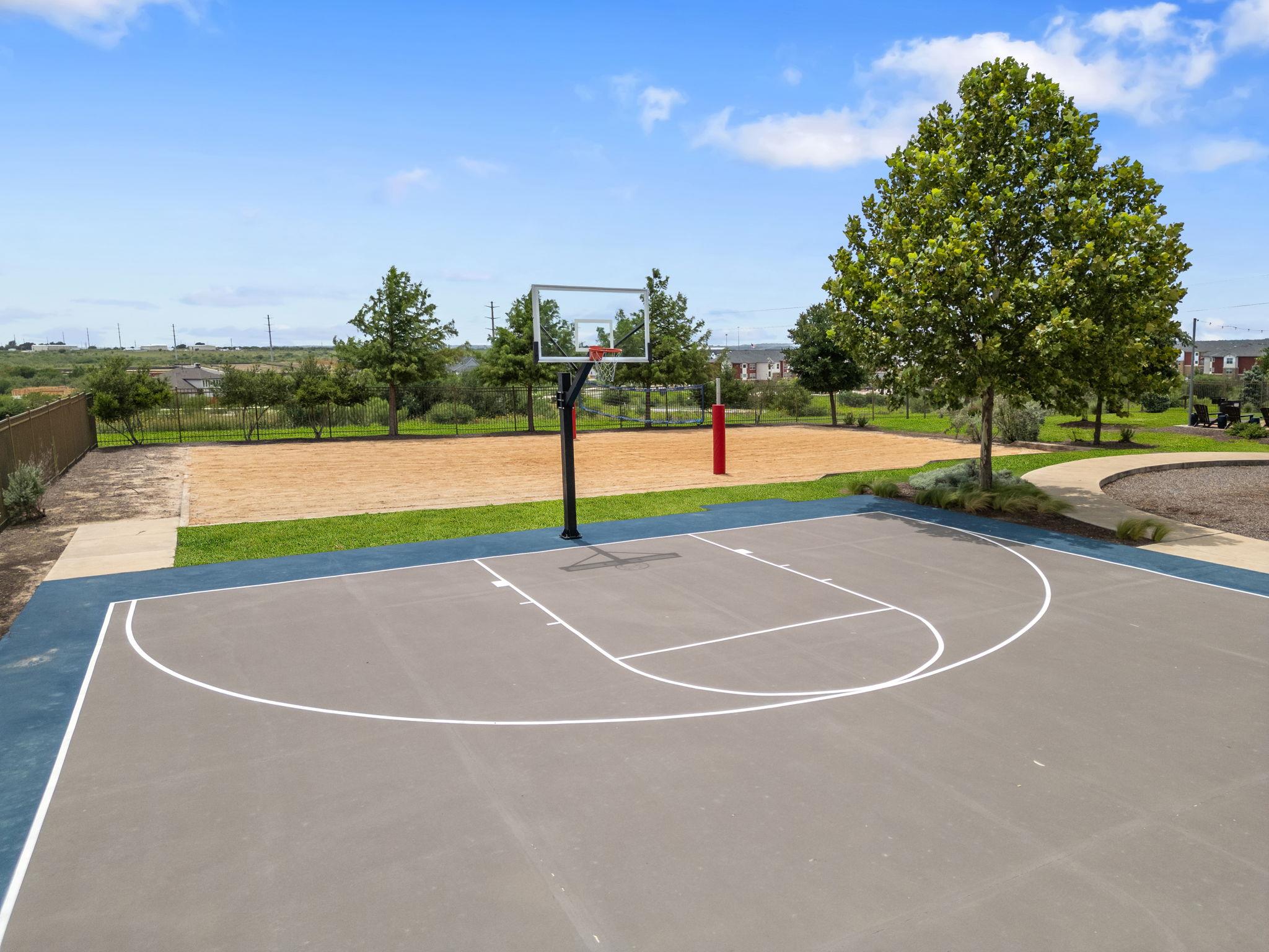 645 Salamander St, San Marcos, TX 78666