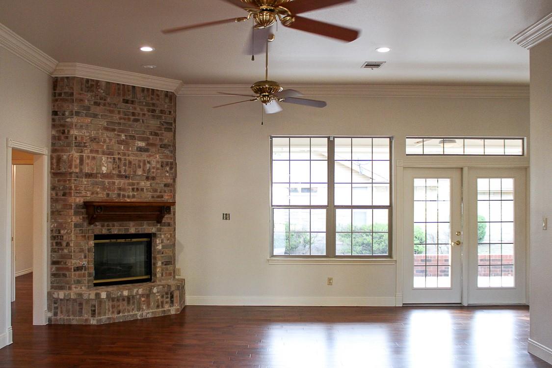 106 Vandeventer Dr, Burnet, TX 78611