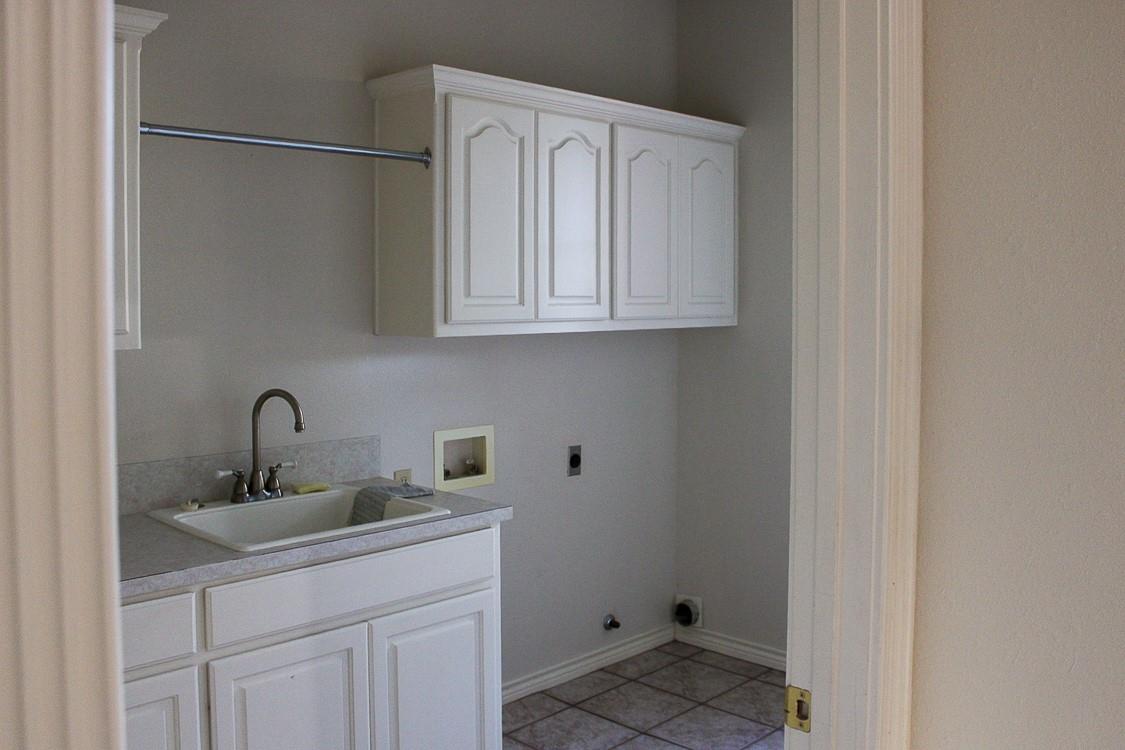 106 Vandeventer Dr, Burnet, TX 78611