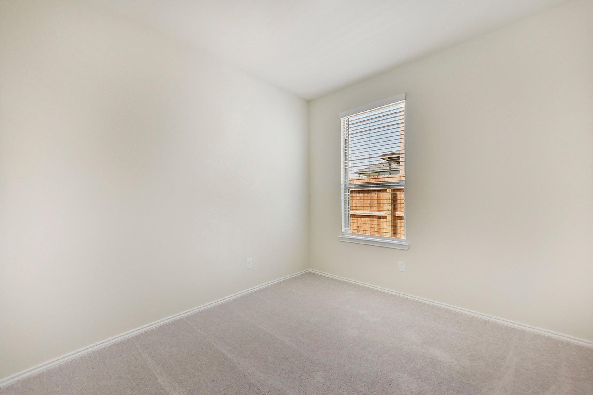 325 Sullivan Way, Elgin, TX 78621