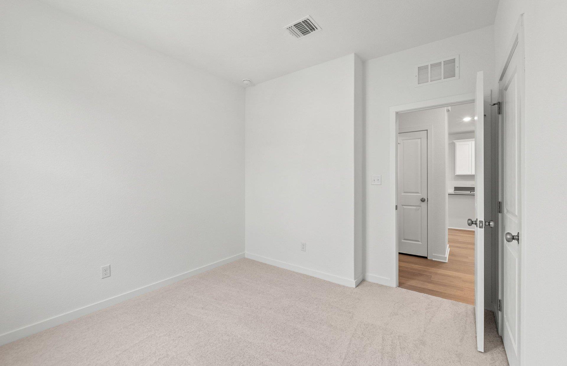 325 Sullivan Way, Elgin, TX 78621