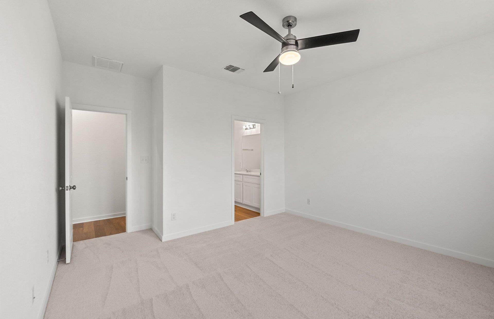 325 Sullivan Way, Elgin, TX 78621