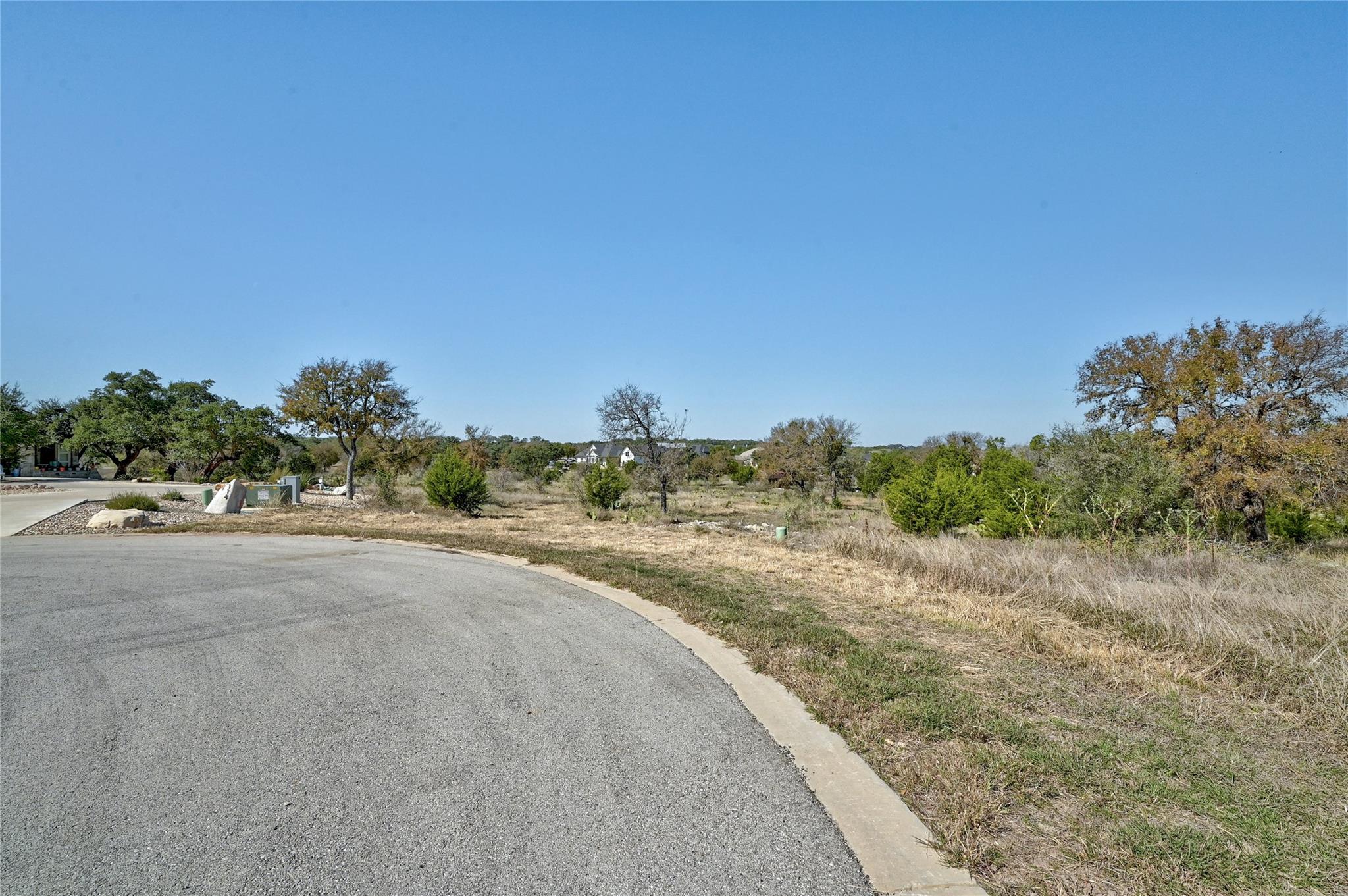 Lot 210 Enchanted Oaks Pt, Spicewood, TX 78669