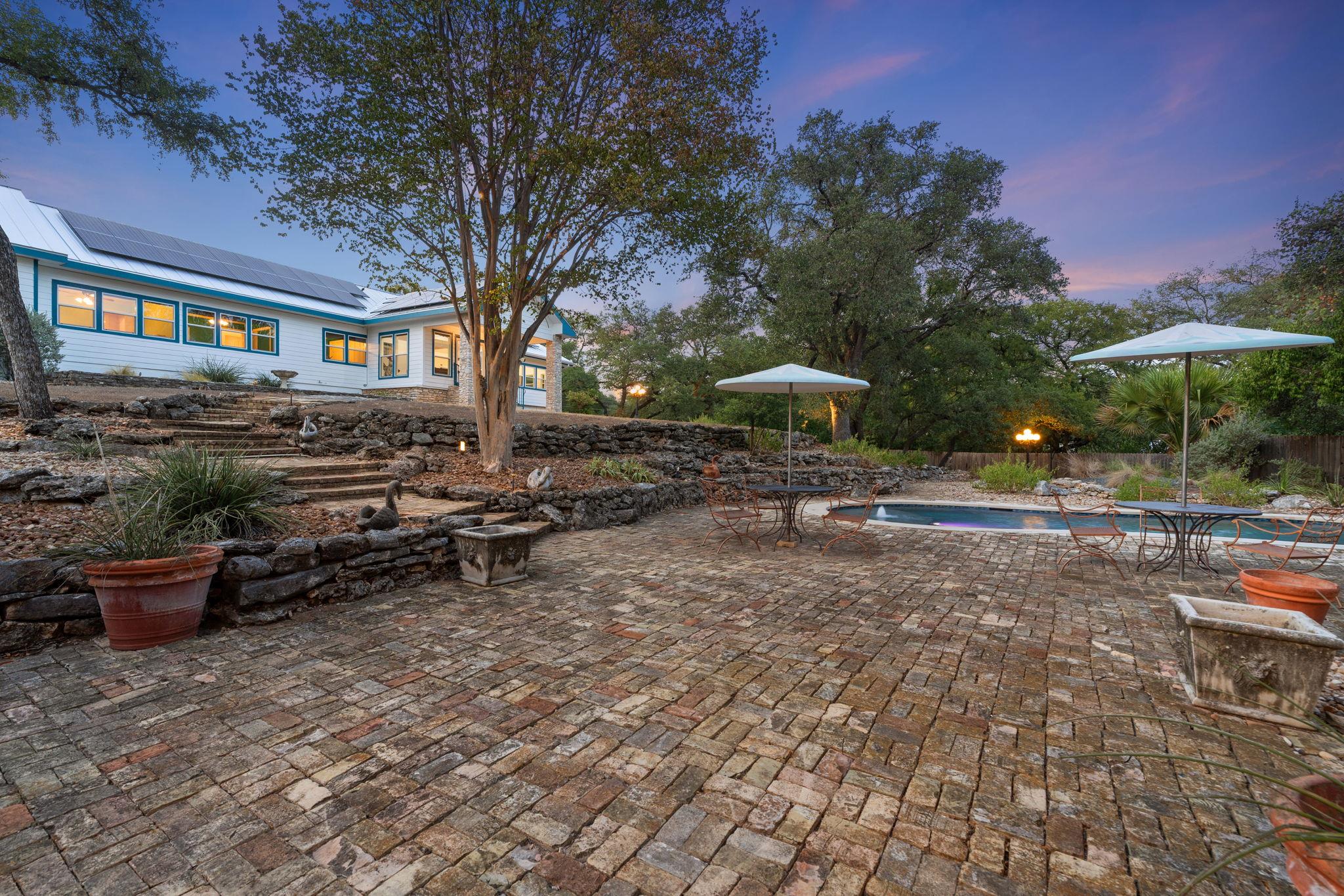 335 Veramendi St, San Marcos, TX 78666