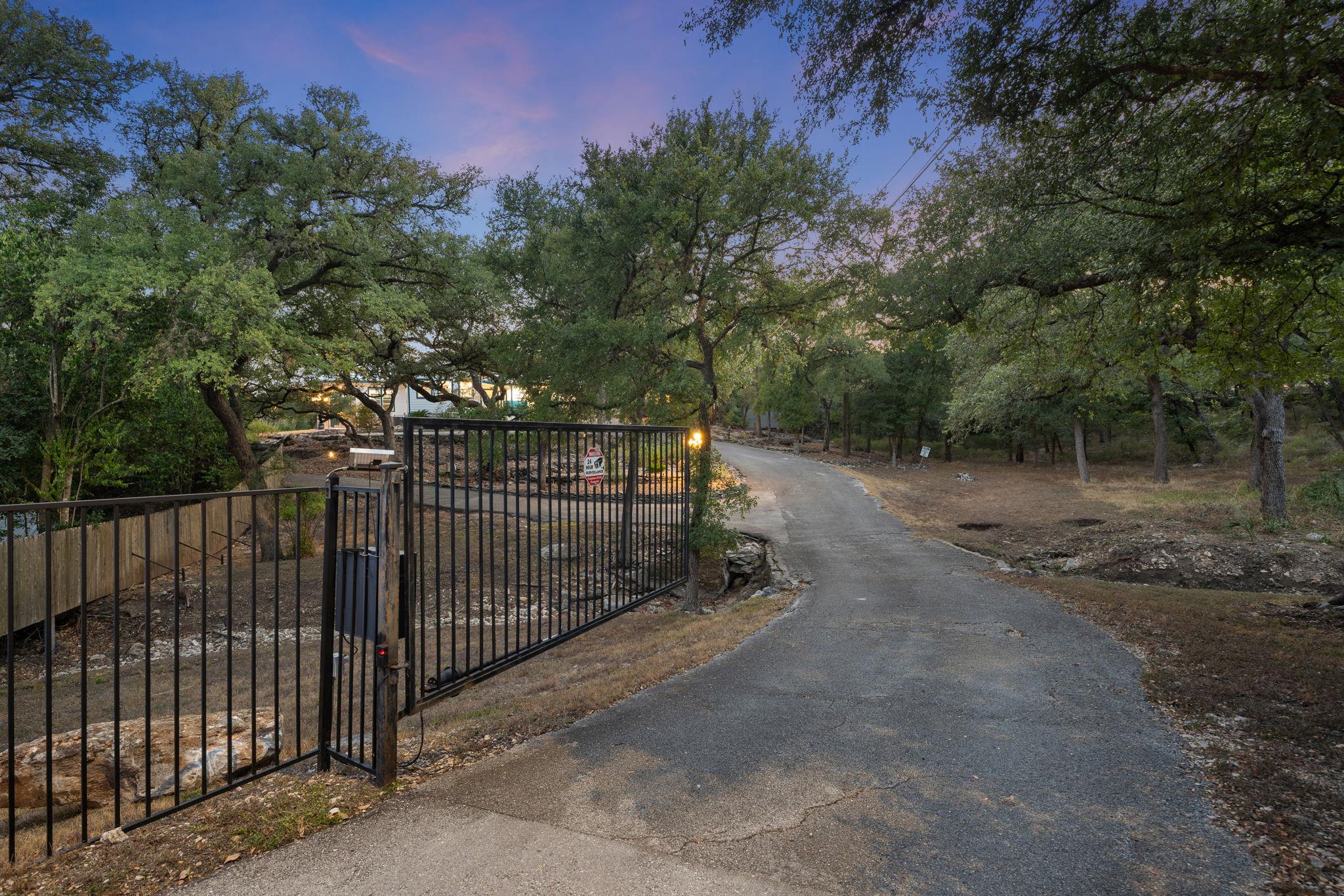 335 Veramendi St, San Marcos, TX 78666