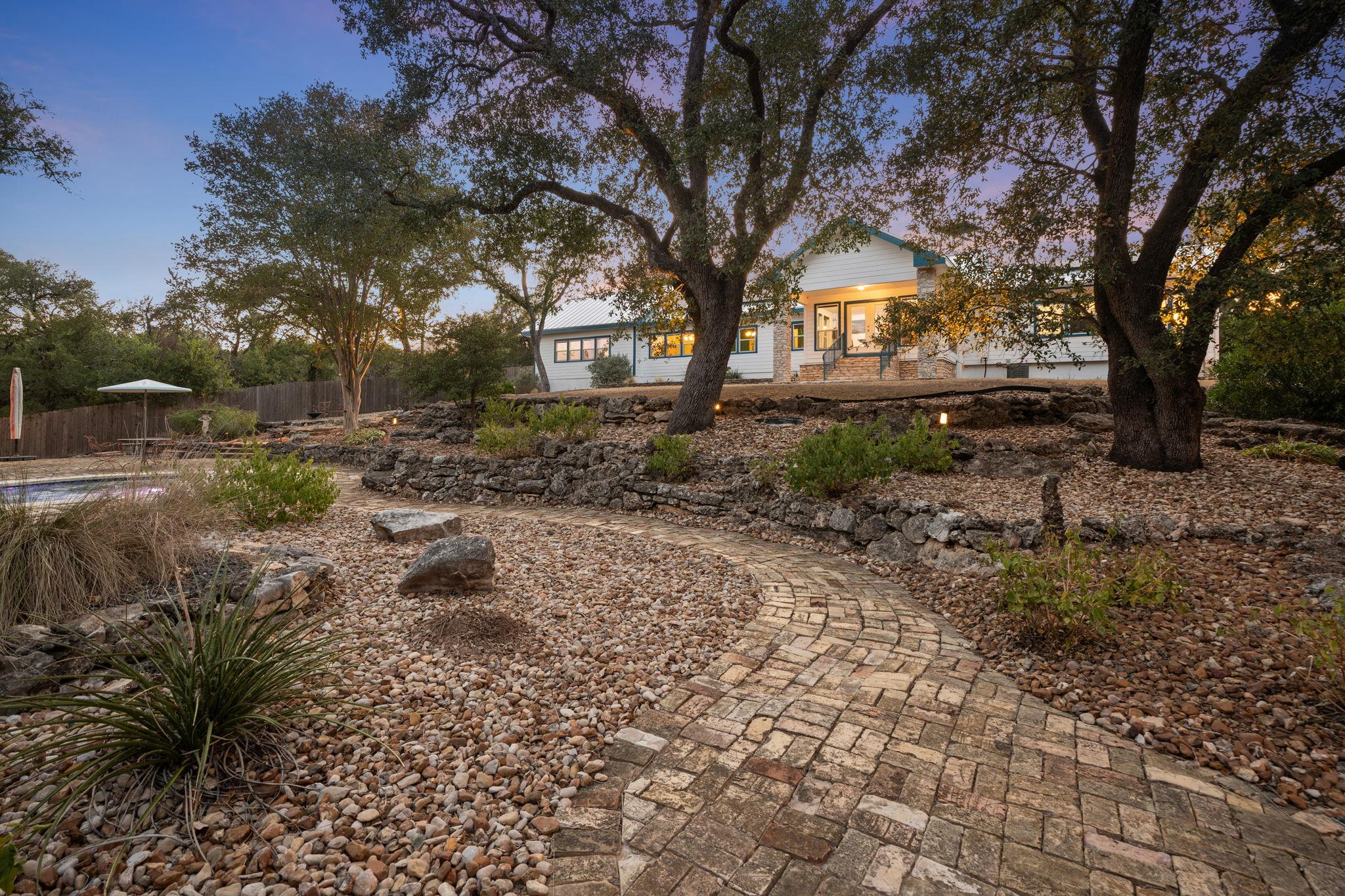 335 Veramendi St, San Marcos, TX 78666