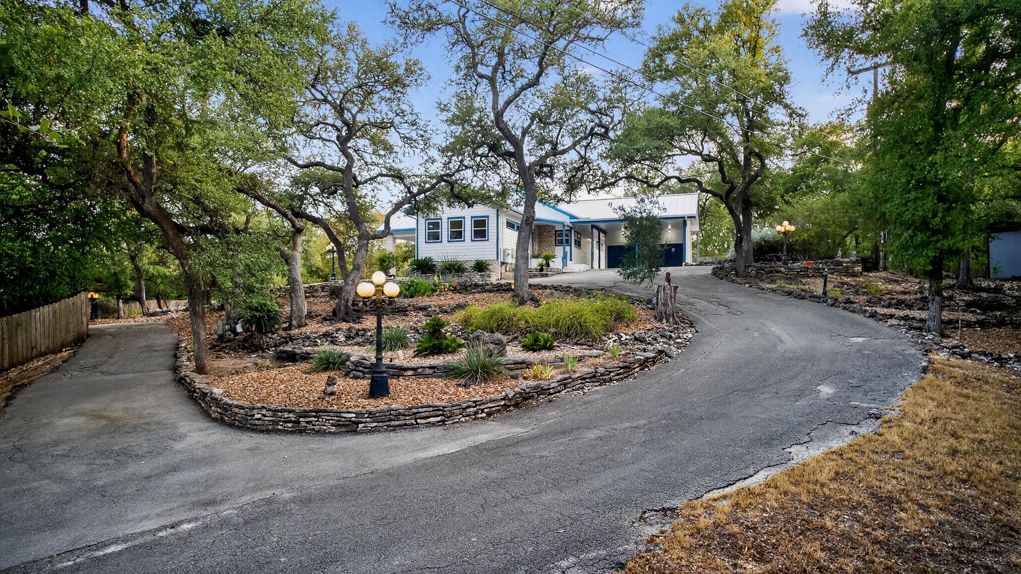 335 Veramendi St, San Marcos, TX 78666