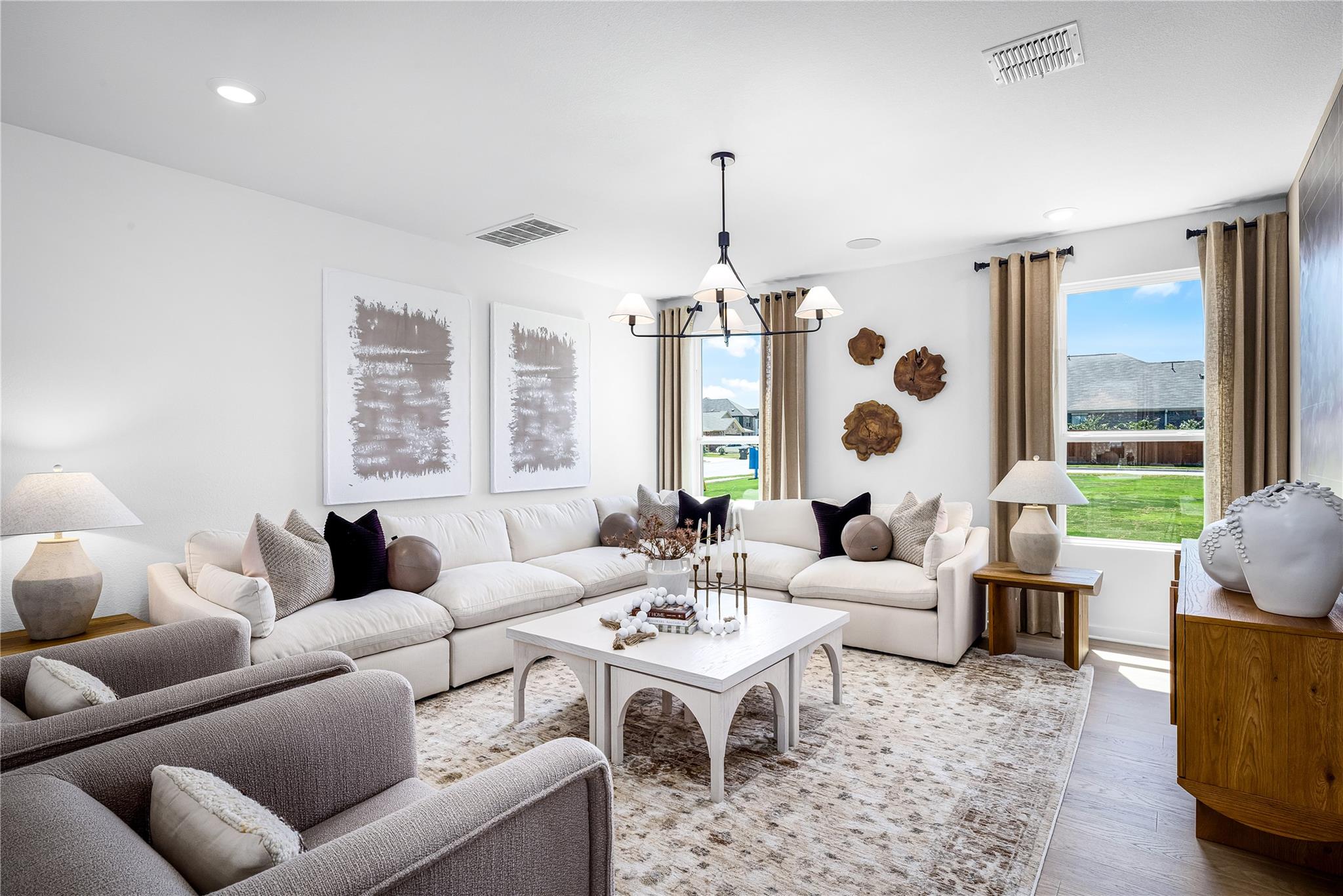 333 Sullivan Way, Elgin, TX 78621