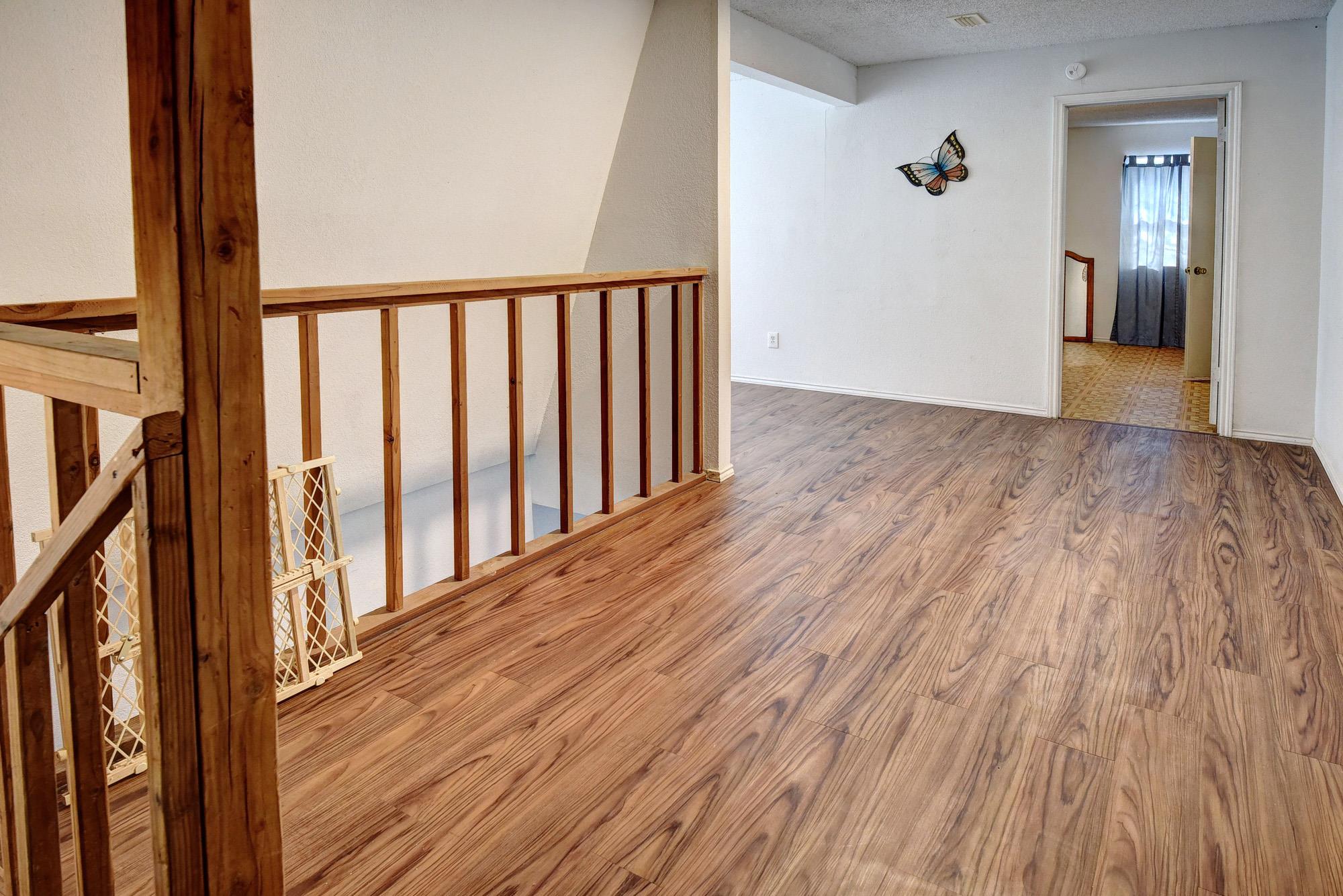 165 Thousand Oaks Dr, Cedar Creek, TX 78612