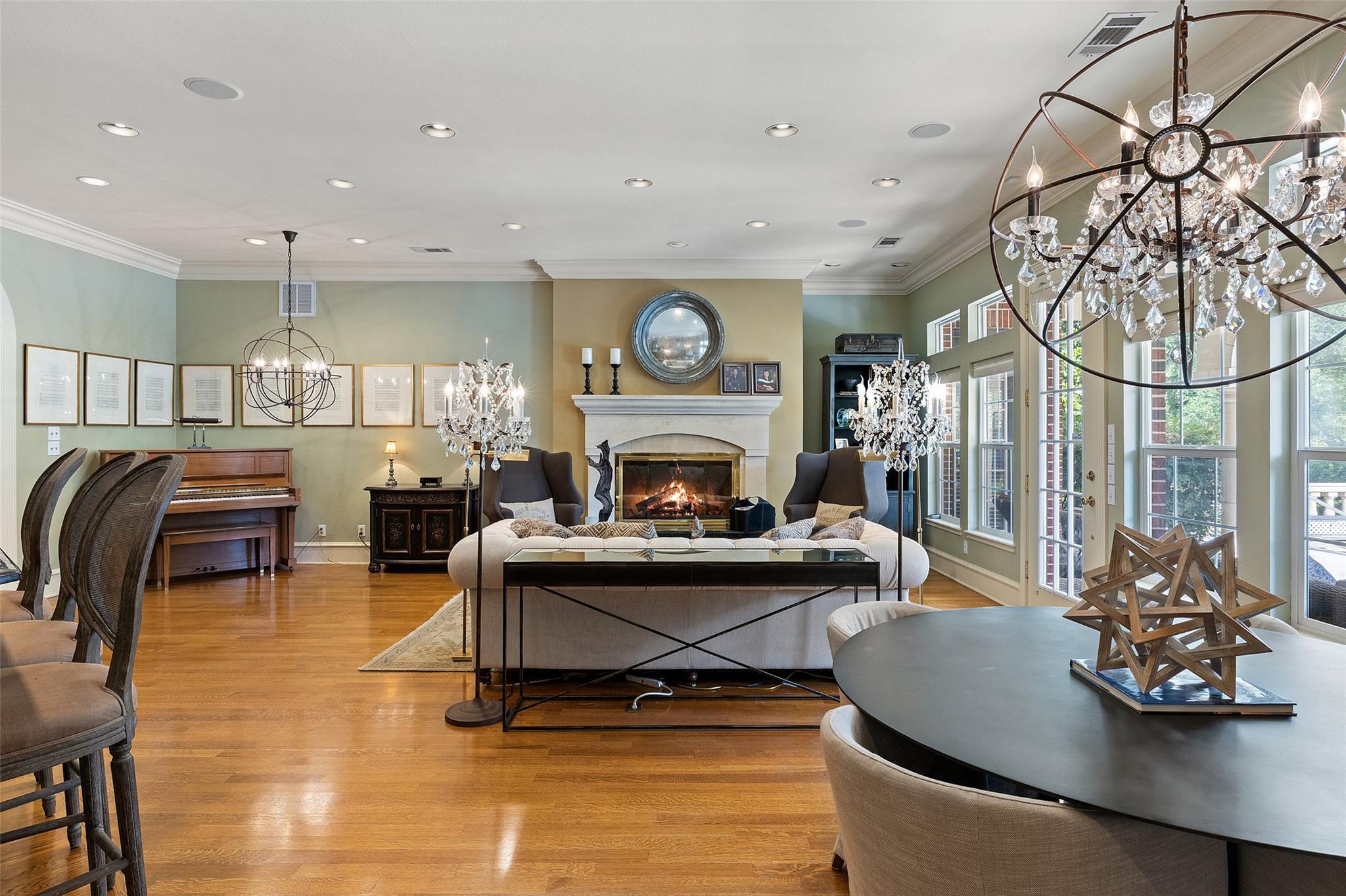 118 Lido St, Austin, TX 78734