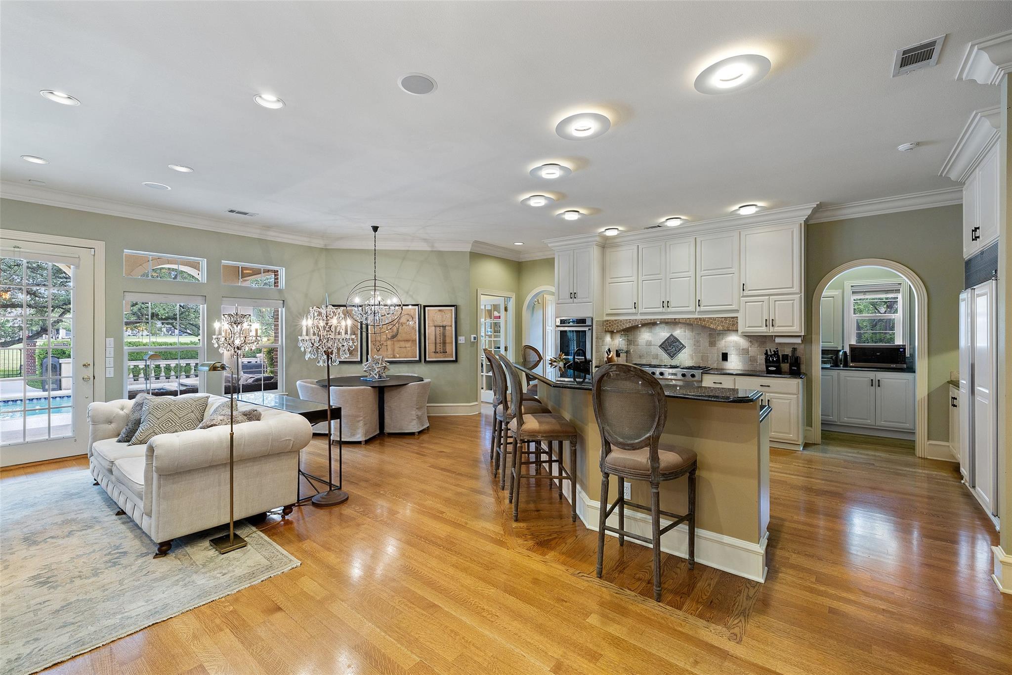 118 Lido St, Austin, TX 78734