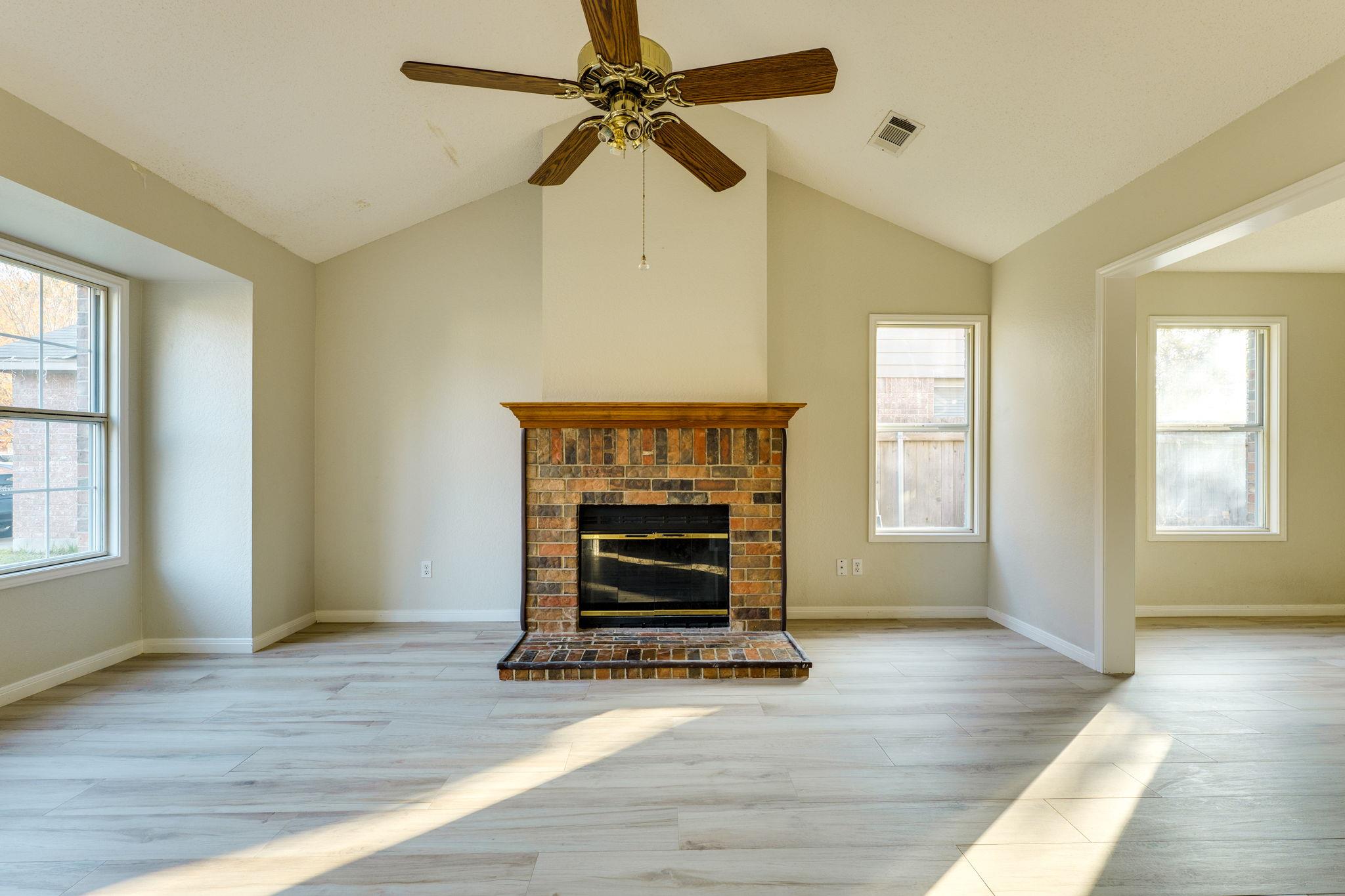 2304 Willow Way, Round Rock, TX 78664