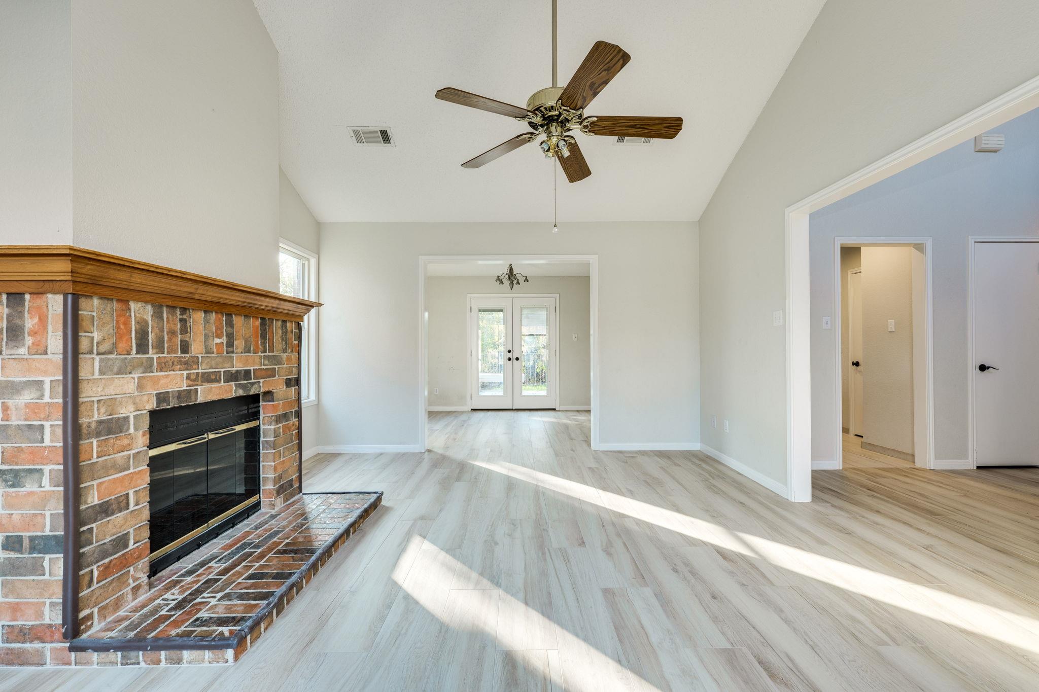 2304 Willow Way, Round Rock, TX 78664