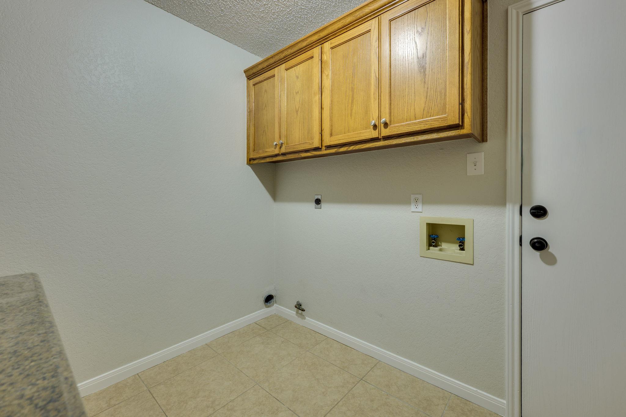 2304 Willow Way, Round Rock, TX 78664