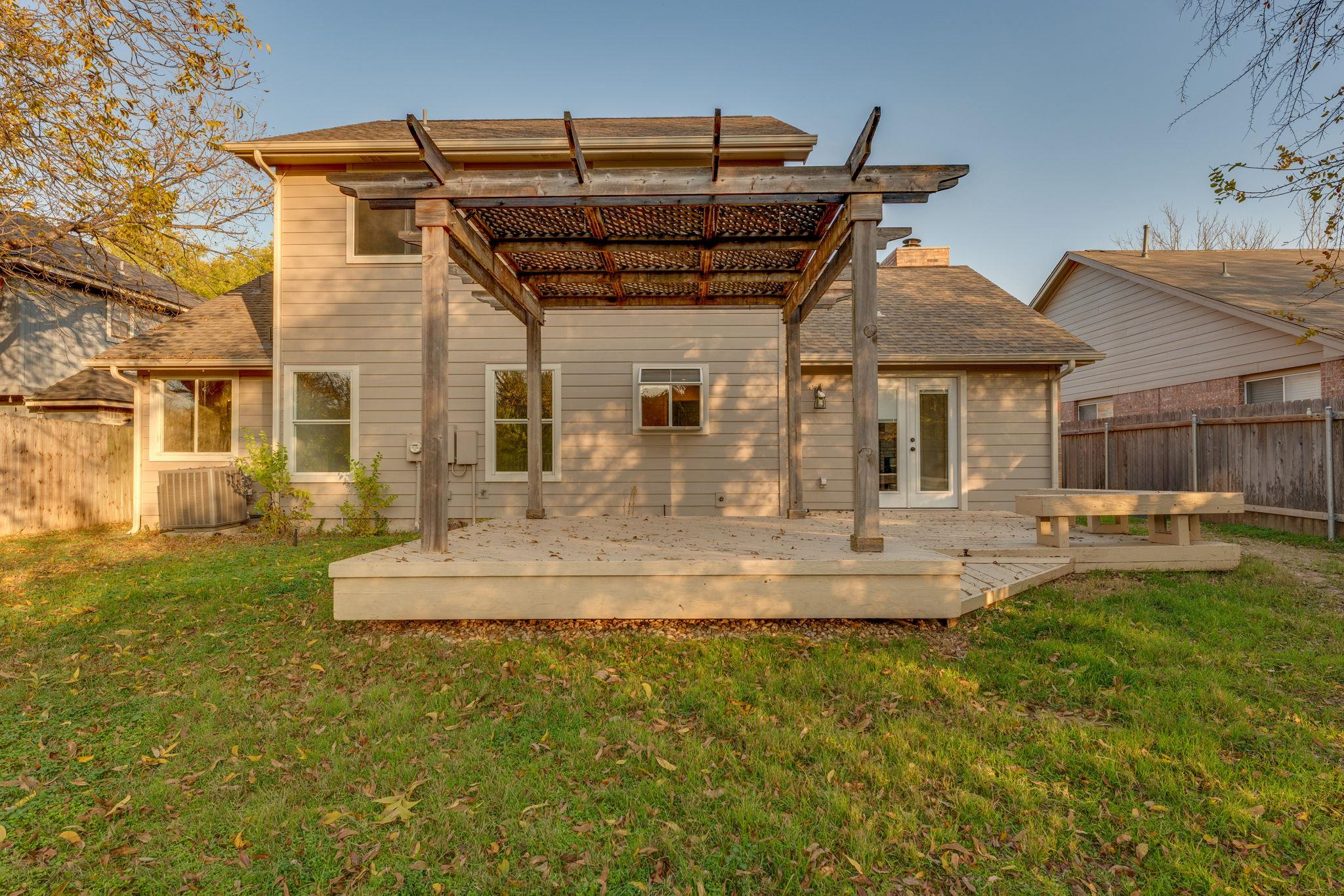 2304 Willow Way, Round Rock, TX 78664