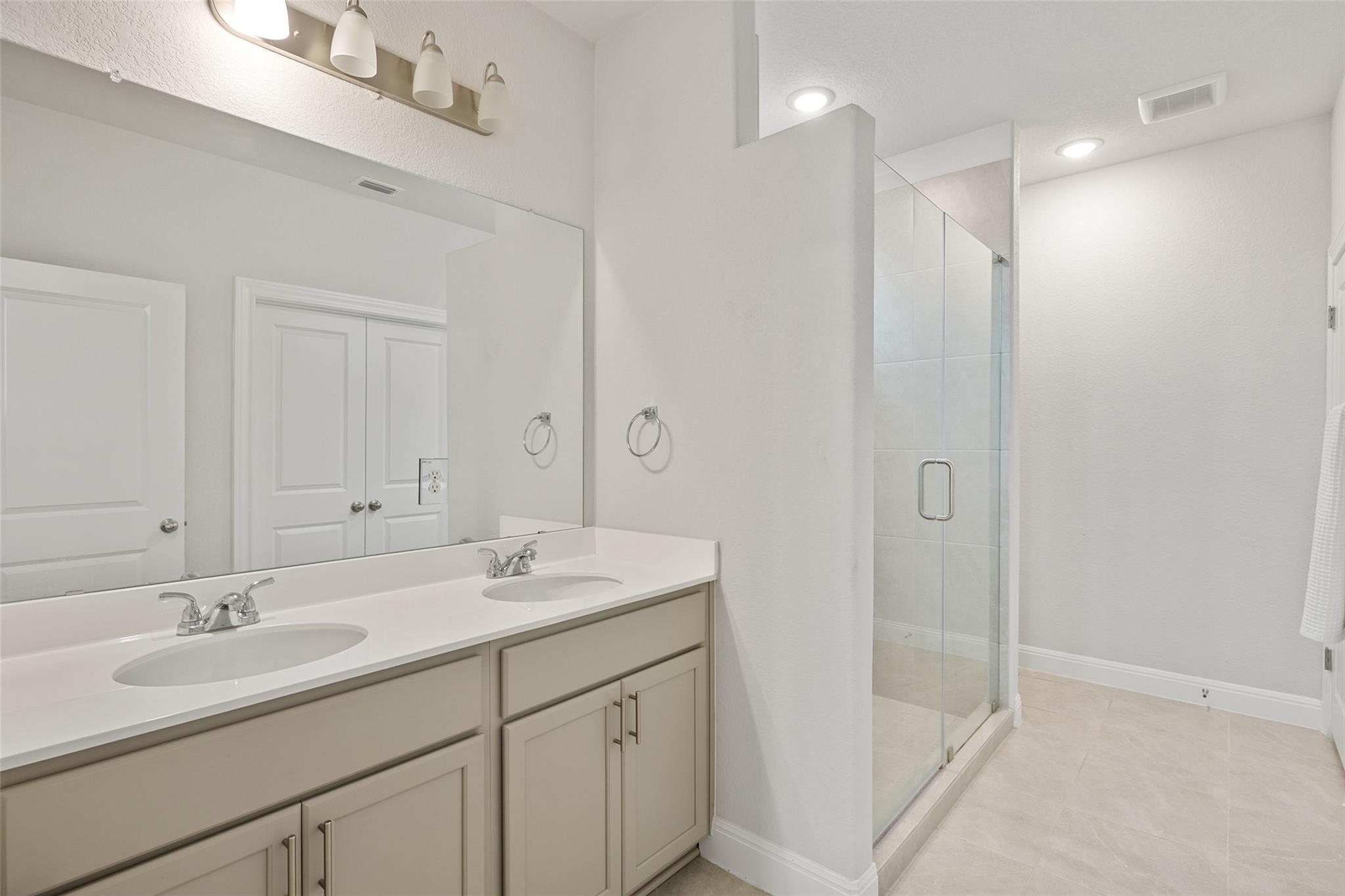 1012 Legend Milton Ln, Austin, TX 78748