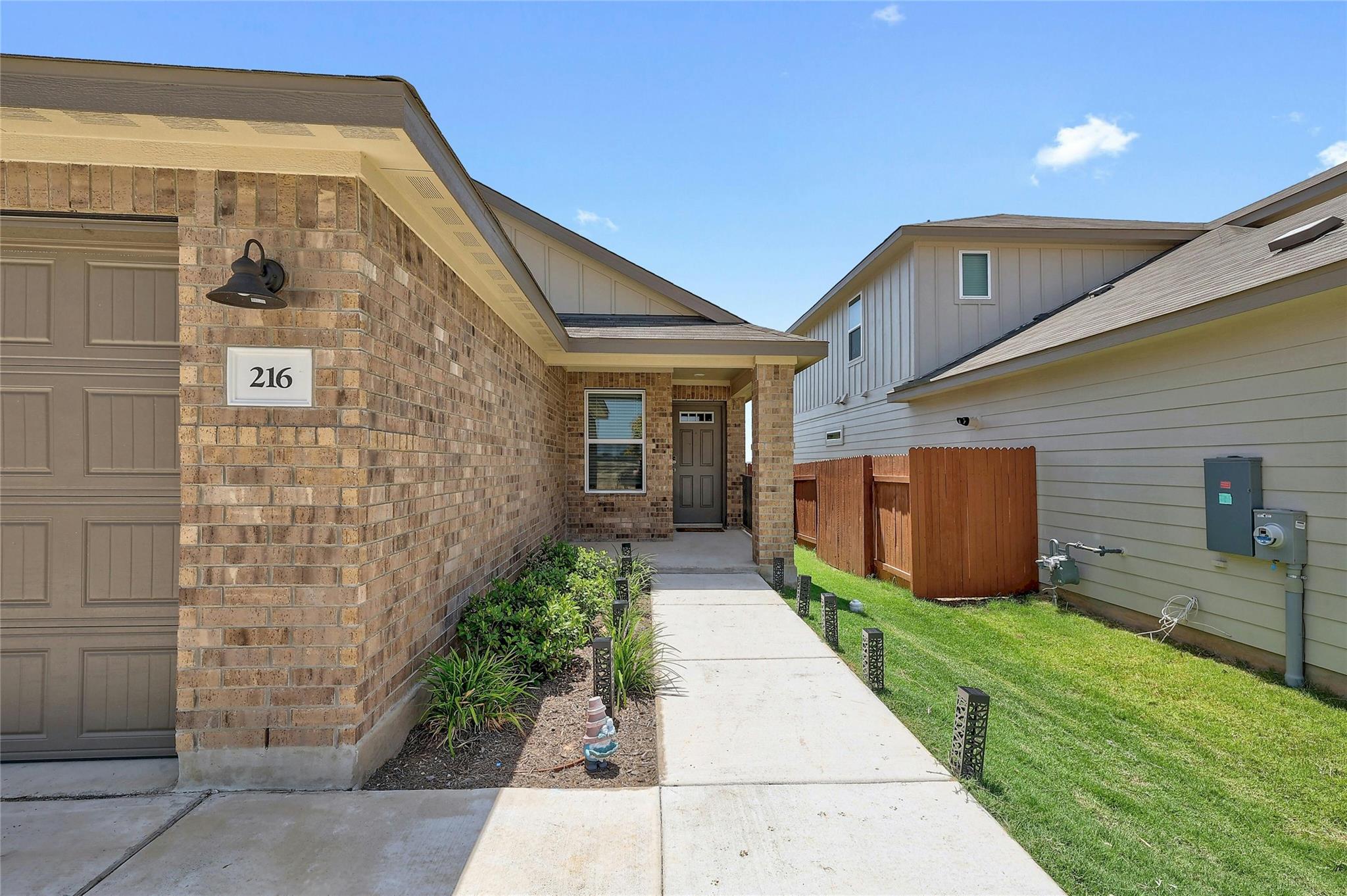 216 Prairie Song Ln, Liberty Hill, TX 78642