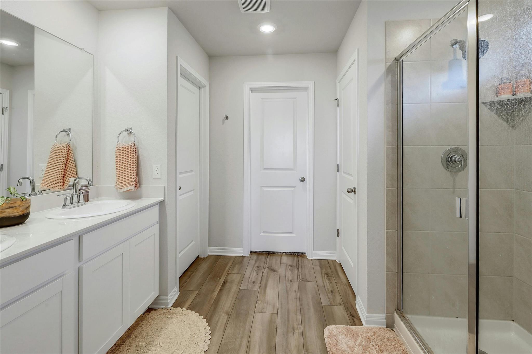 216 Prairie Song Ln, Liberty Hill, TX 78642