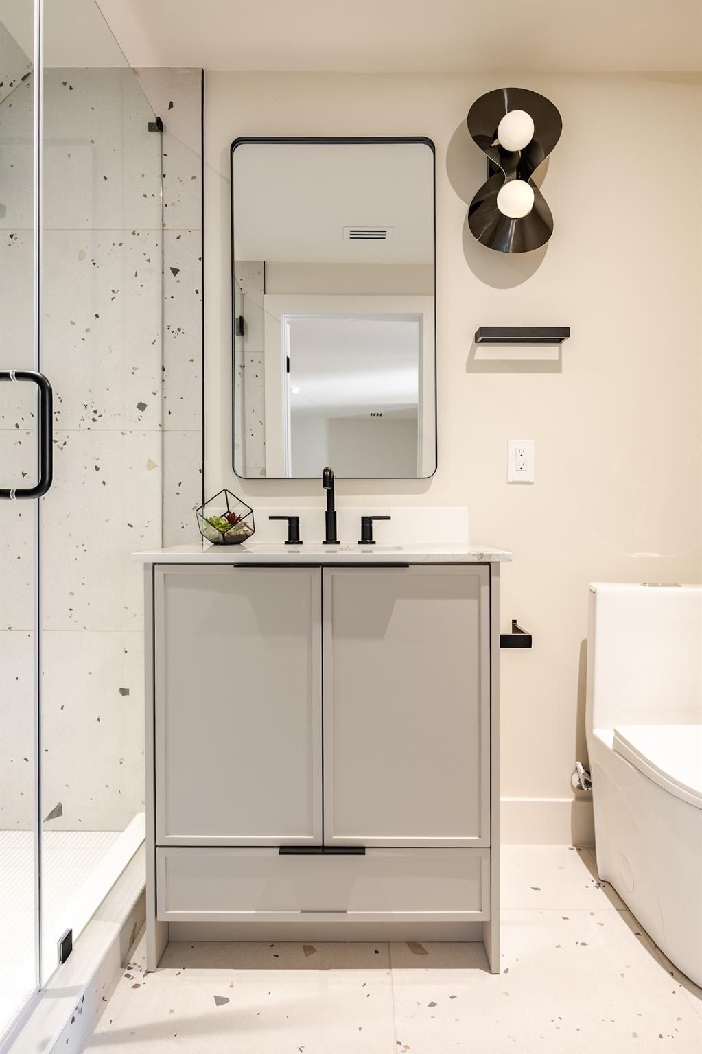 1802 Overhill Dr # A, Austin, TX 78721